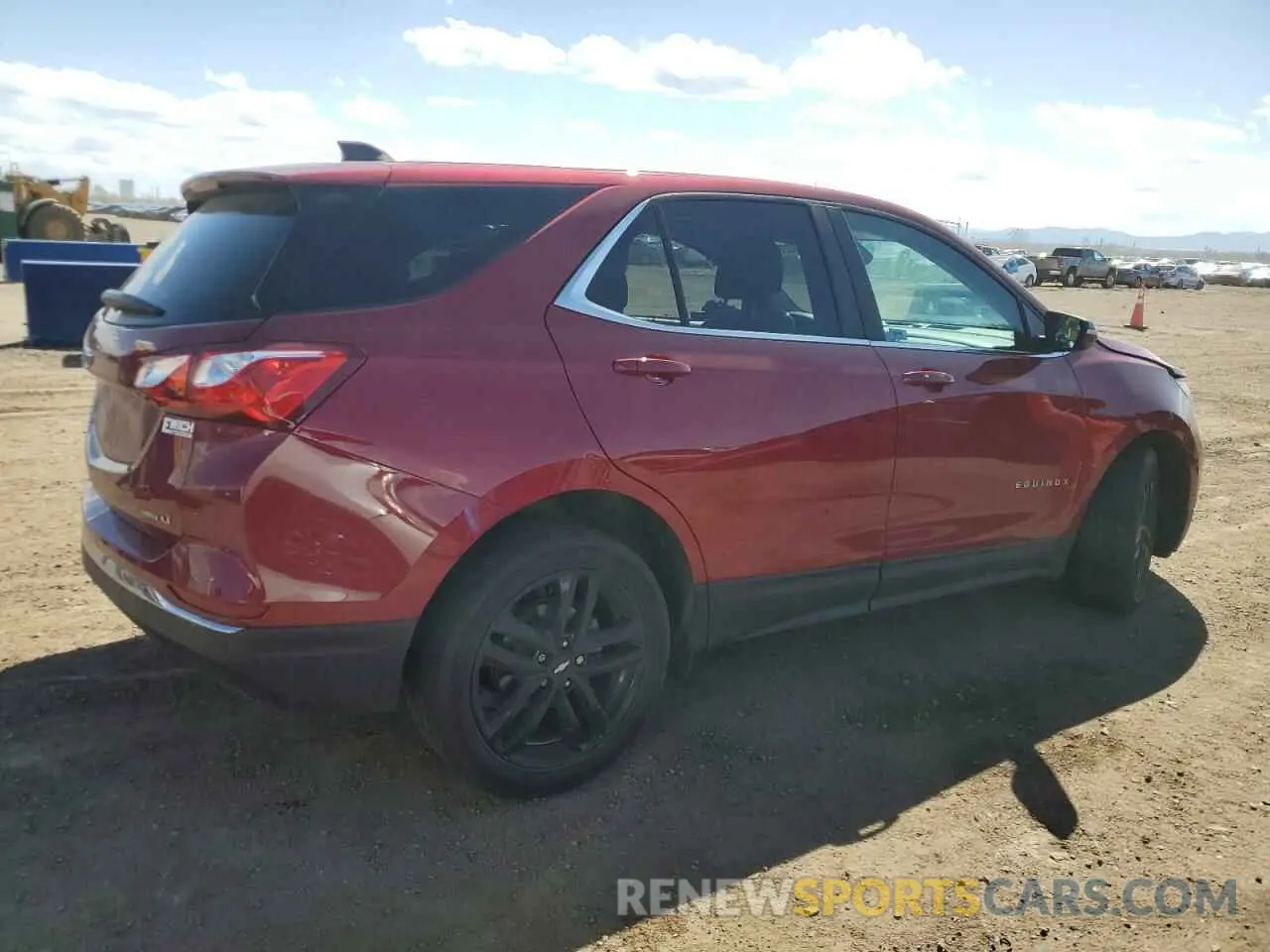 3 fotografías del automóvil dañado 2GNAXUEV4M6148040 CHEVROLET EQUINOX 2021
