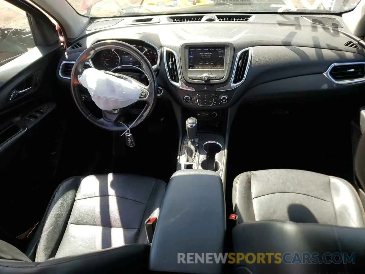 8 fotografías del automóvil dañado 2GNAXUEV4M6148040 CHEVROLET EQUINOX 2021