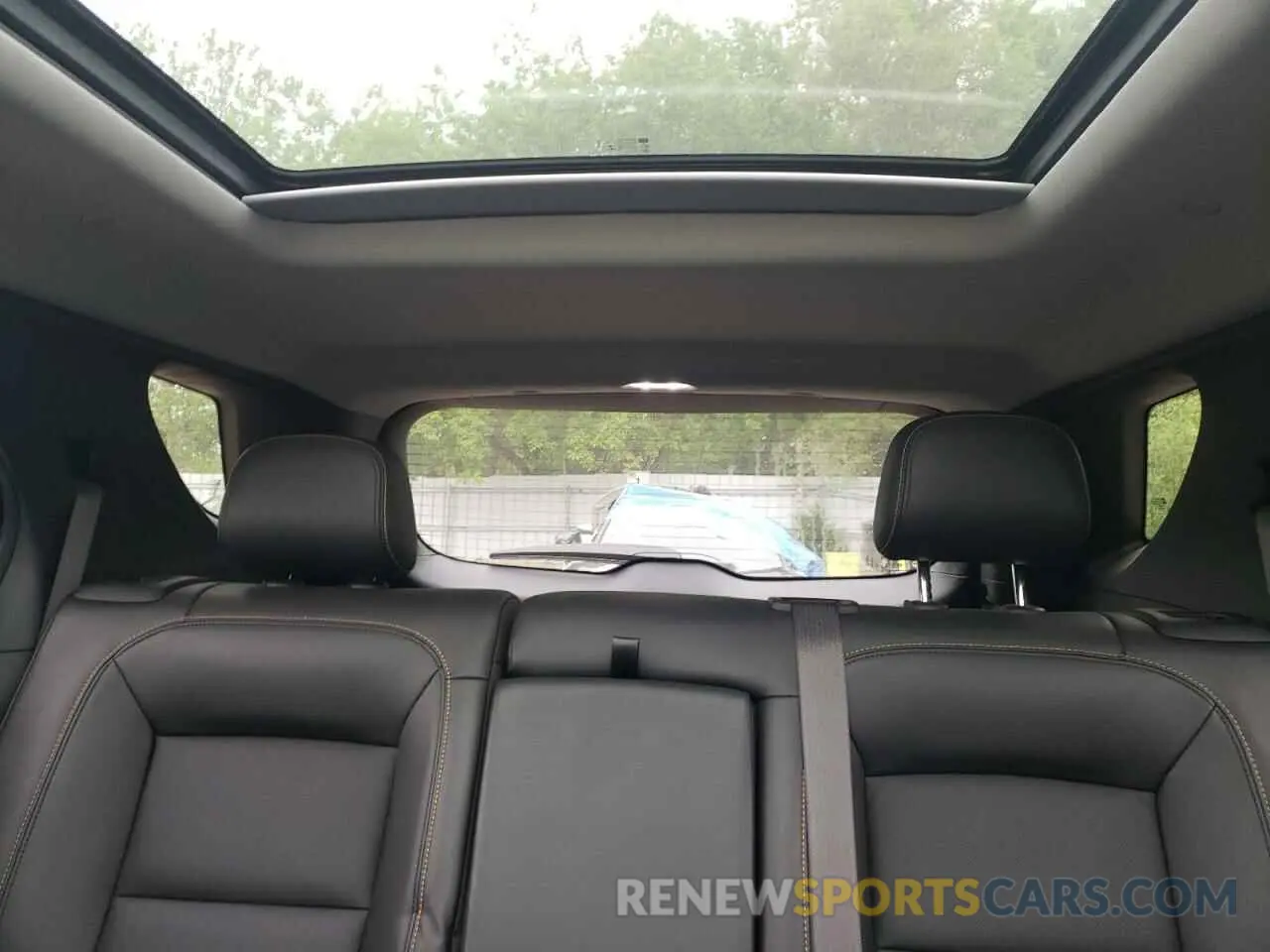 10 fotografías del automóvil dañado 2GNAXUEV7M6114478 CHEVROLET EQUINOX 2021