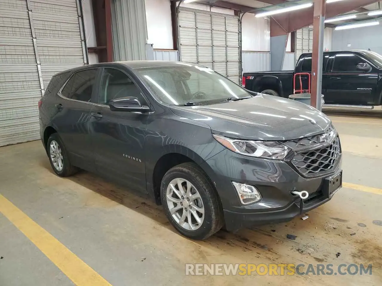 4 fotografías del automóvil dañado 2GNAXUEV9M6134277 CHEVROLET EQUINOX 2021
