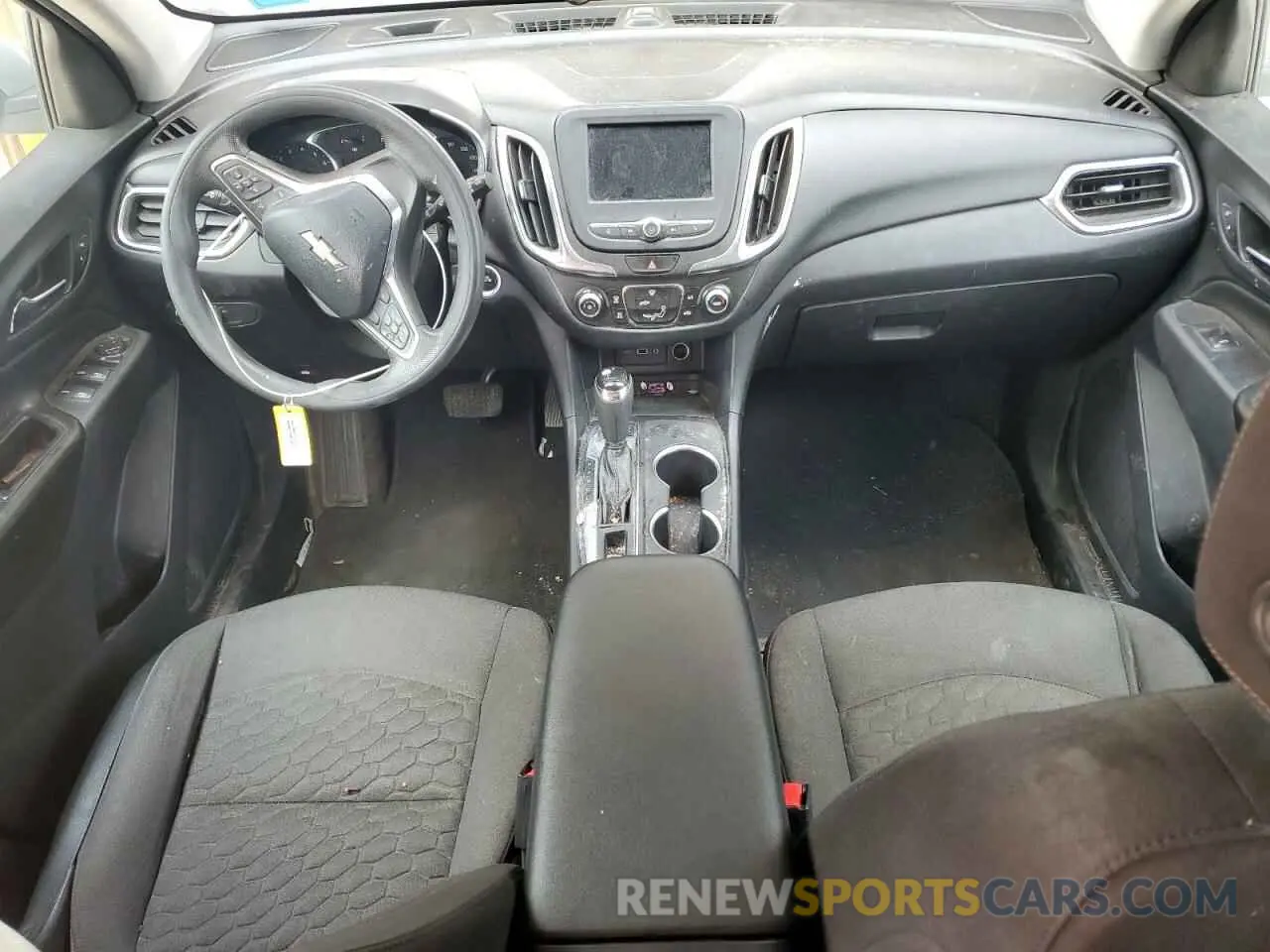 8 fotografías del automóvil dañado 2GNAXUEVXM6160970 CHEVROLET EQUINOX 2021