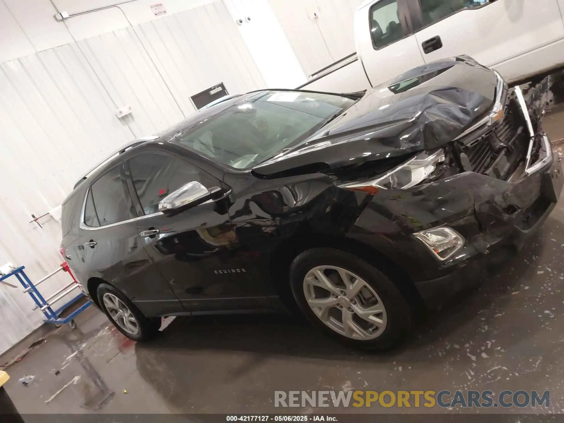 13 fotografías del automóvil dañado 2GNAXXEV4M6144961 CHEVROLET EQUINOX 2021