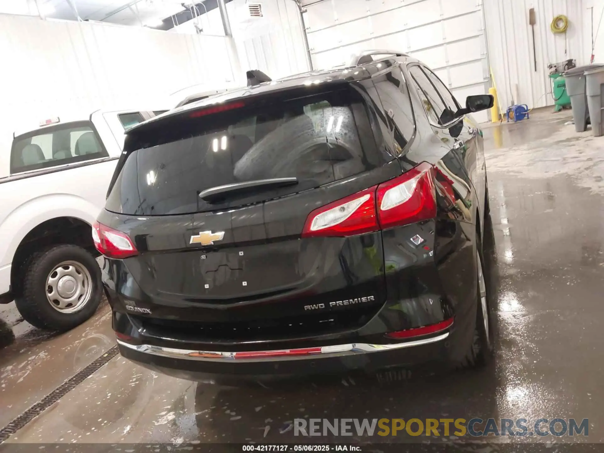 16 fotografías del automóvil dañado 2GNAXXEV4M6144961 CHEVROLET EQUINOX 2021