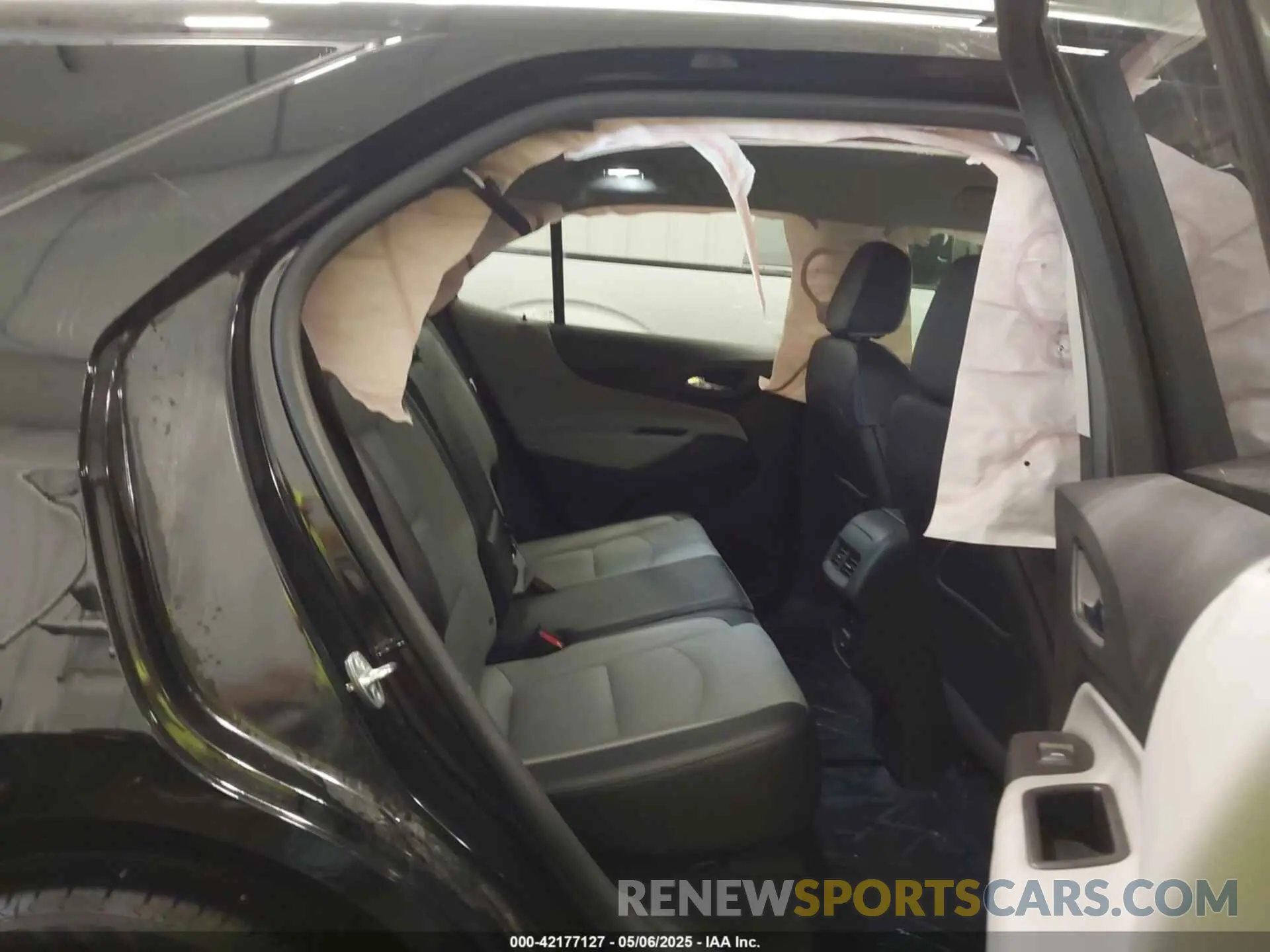 8 fotografías del automóvil dañado 2GNAXXEV4M6144961 CHEVROLET EQUINOX 2021