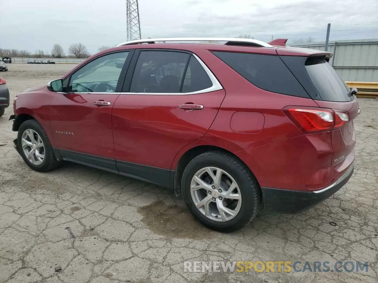 2 fotografías del automóvil dañado 2GNAXXEV6M6139096 CHEVROLET EQUINOX 2021