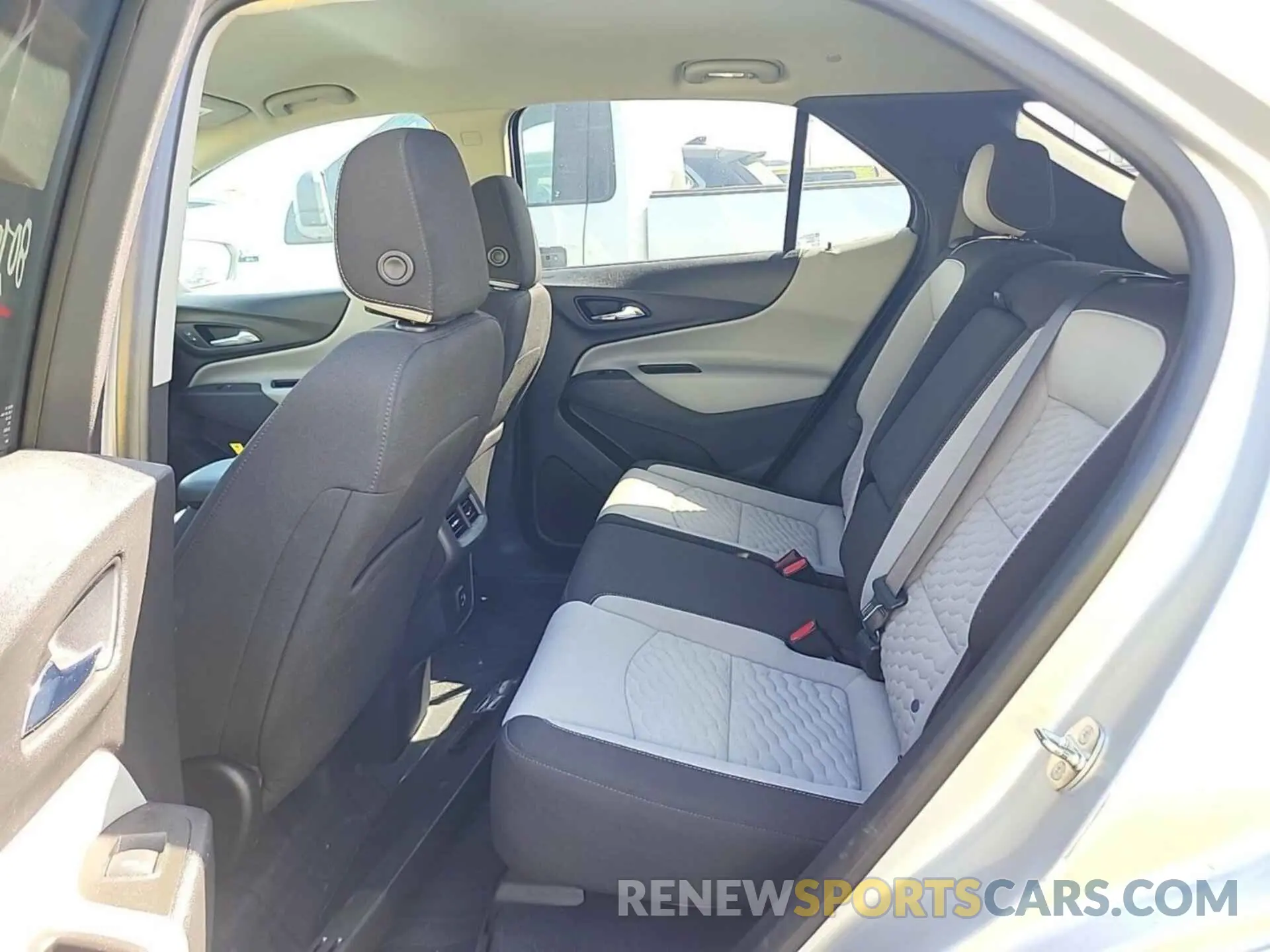 29 fotografías del automóvil dañado 3GNAXFEV1MS173796 CHEVROLET EQUINOX 2021