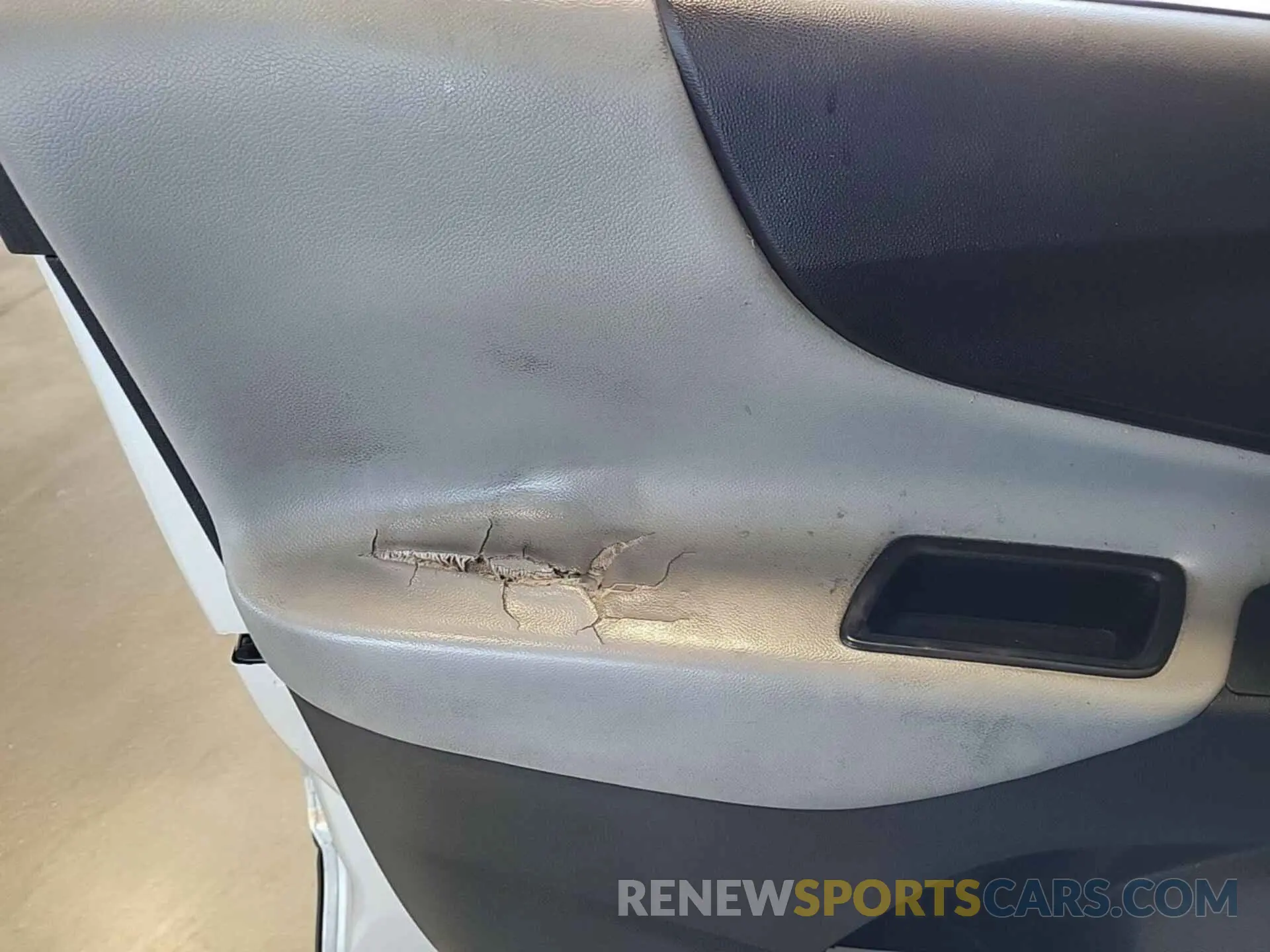 14 fotografías del automóvil dañado 3GNAXFEVXMS173490 CHEVROLET EQUINOX 2021