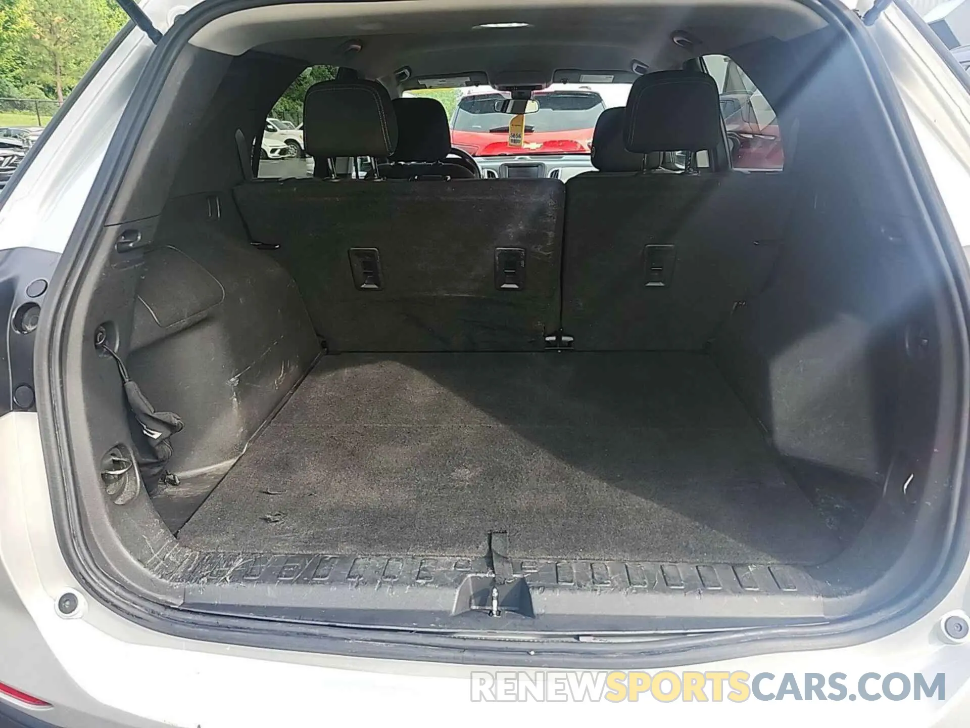 2 fotografías del automóvil dañado 3GNAXFEVXMS173490 CHEVROLET EQUINOX 2021
