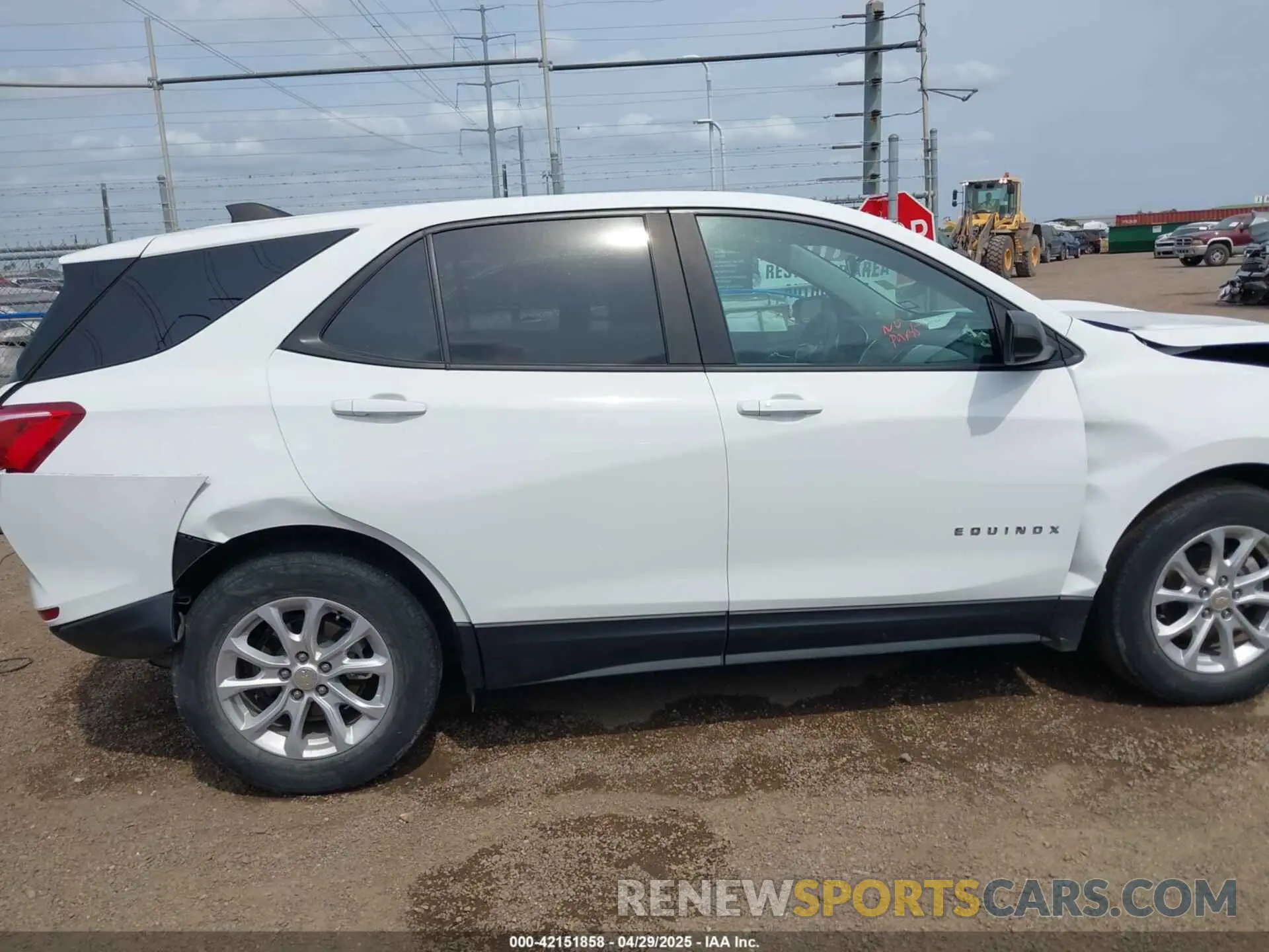 14 fotografías del automóvil dañado 3GNAXHEV2MS143993 CHEVROLET EQUINOX 2021