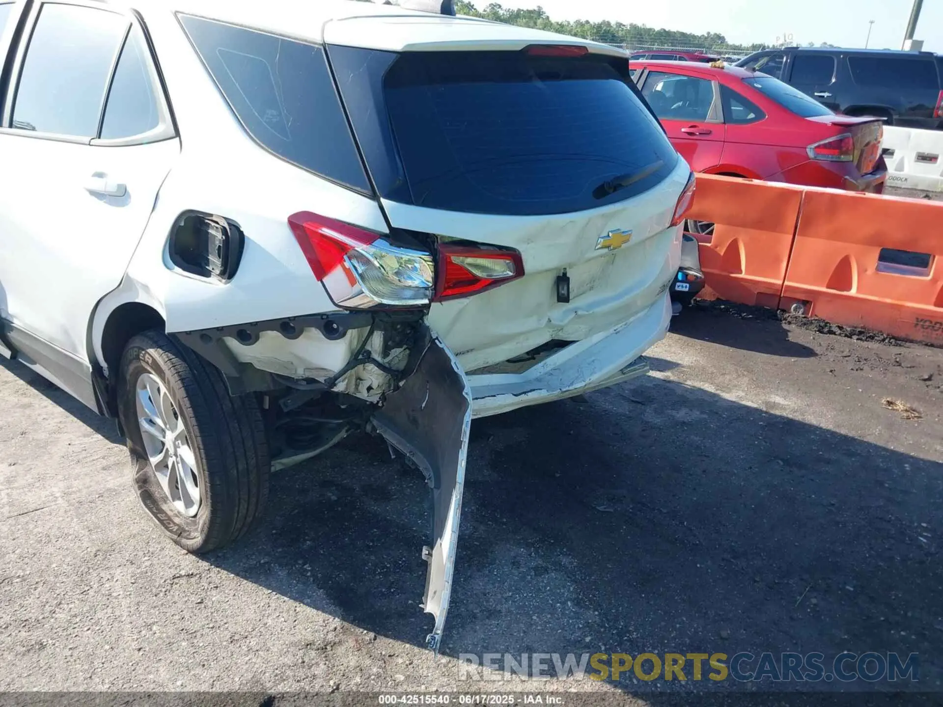 6 fotografías del automóvil dañado 3GNAXHEV2MS176931 CHEVROLET EQUINOX 2021