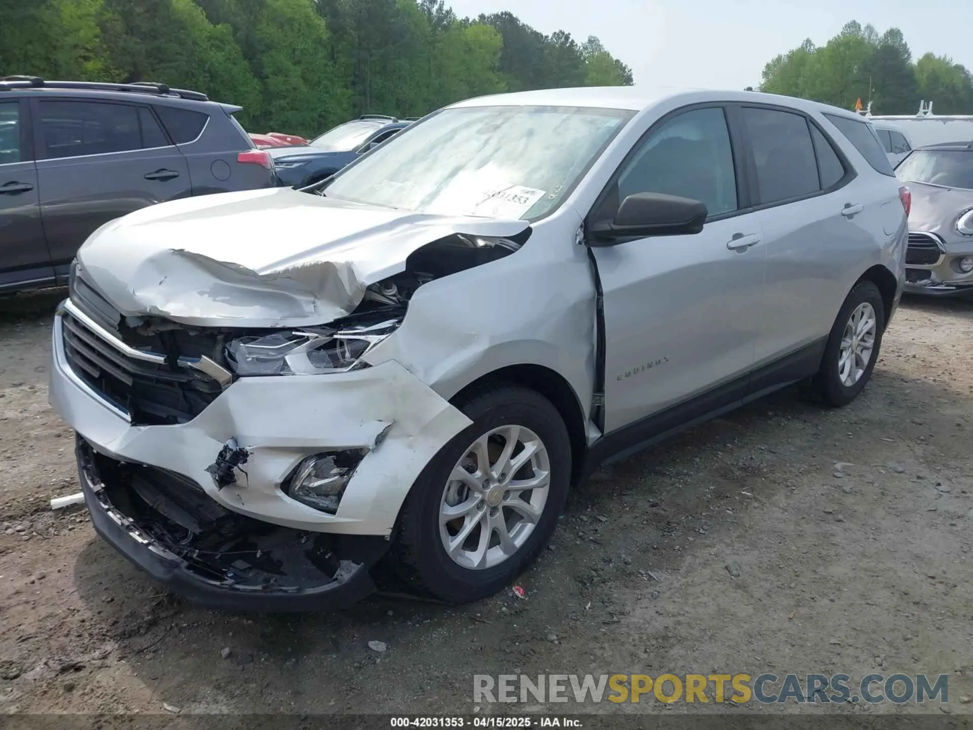 2 fotografías del automóvil dañado 3GNAXHEV4MS134129 CHEVROLET EQUINOX 2021