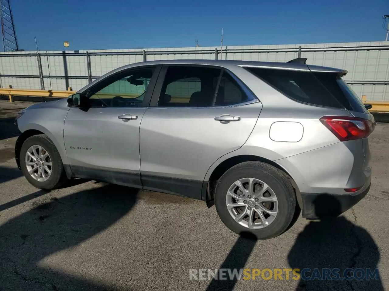 2 fotografías del automóvil dañado 3GNAXHEV6MS139669 CHEVROLET EQUINOX 2021