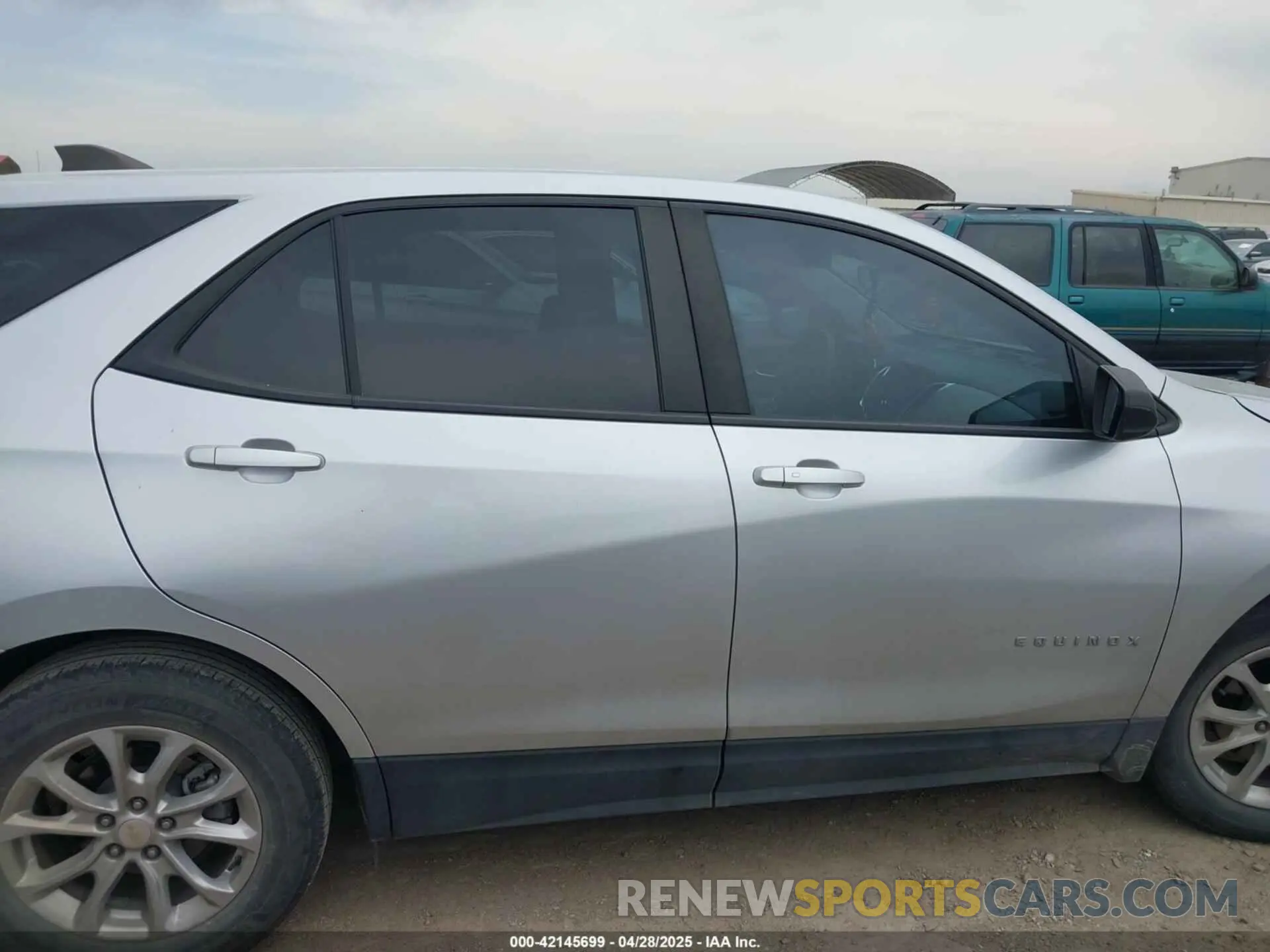 13 fotografías del automóvil dañado 3GNAXHEV6MS163292 CHEVROLET EQUINOX 2021