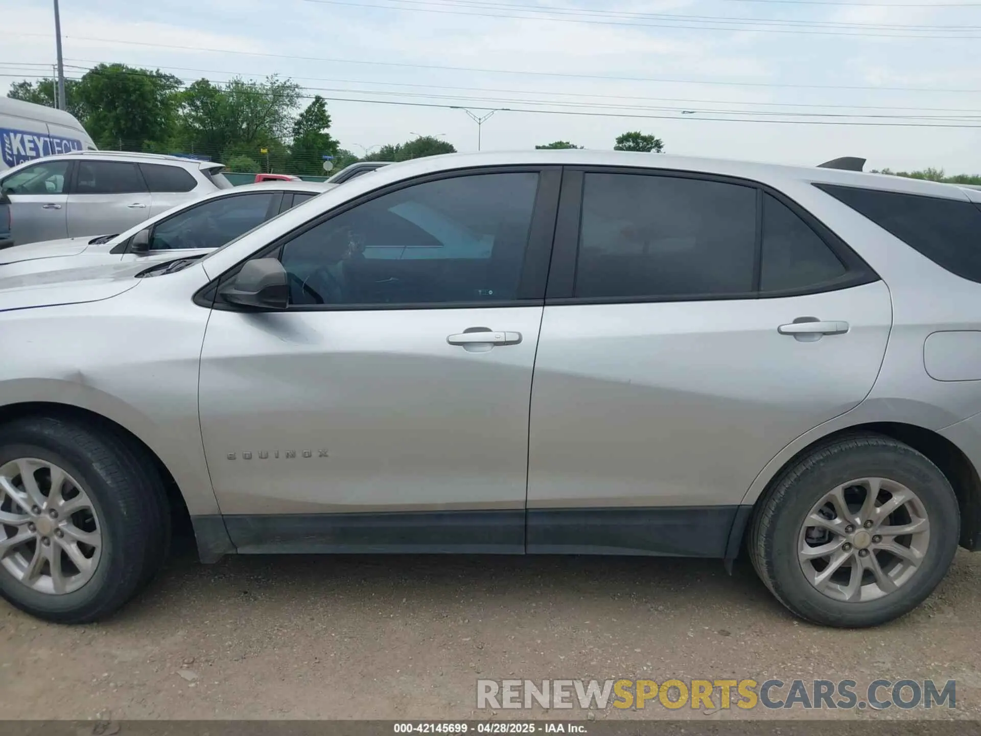14 fotografías del automóvil dañado 3GNAXHEV6MS163292 CHEVROLET EQUINOX 2021