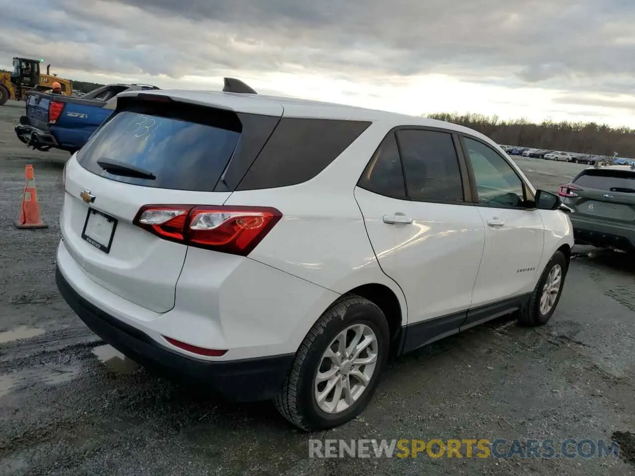 3 fotografías del automóvil dañado 3GNAXHEV7MS122105 CHEVROLET EQUINOX 2021