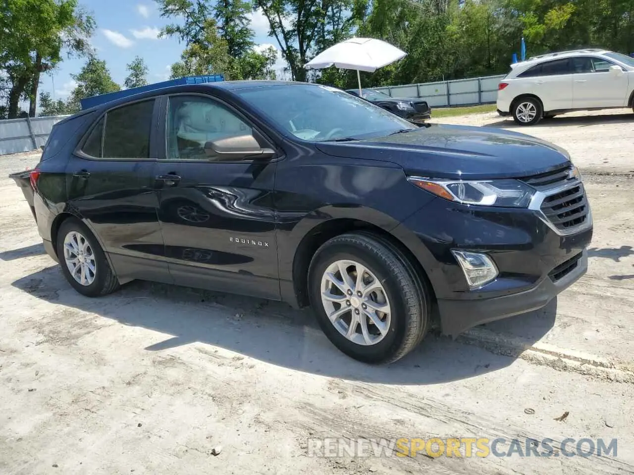 4 fotografías del automóvil dañado 3GNAXHEV7MS125392 CHEVROLET EQUINOX 2021