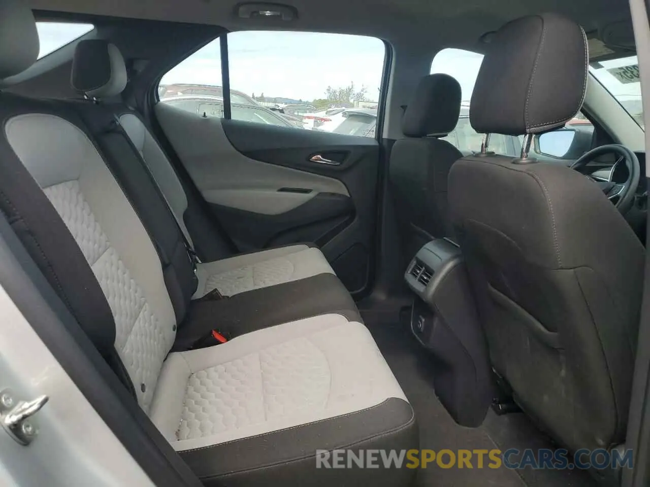 11 fotografías del automóvil dañado 3GNAXHEV8MS102770 CHEVROLET EQUINOX 2021