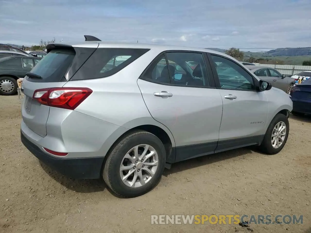 3 fotografías del automóvil dañado 3GNAXHEV8MS102770 CHEVROLET EQUINOX 2021