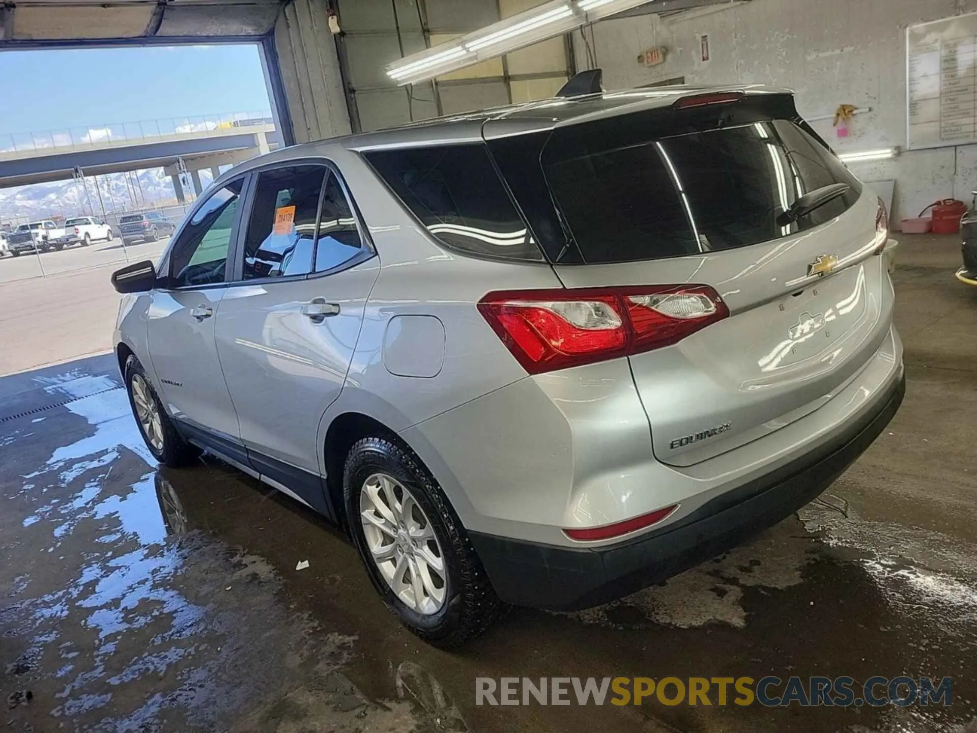 16 fotografías del automóvil dañado 3GNAXHEV8MS126065 CHEVROLET EQUINOX 2021
