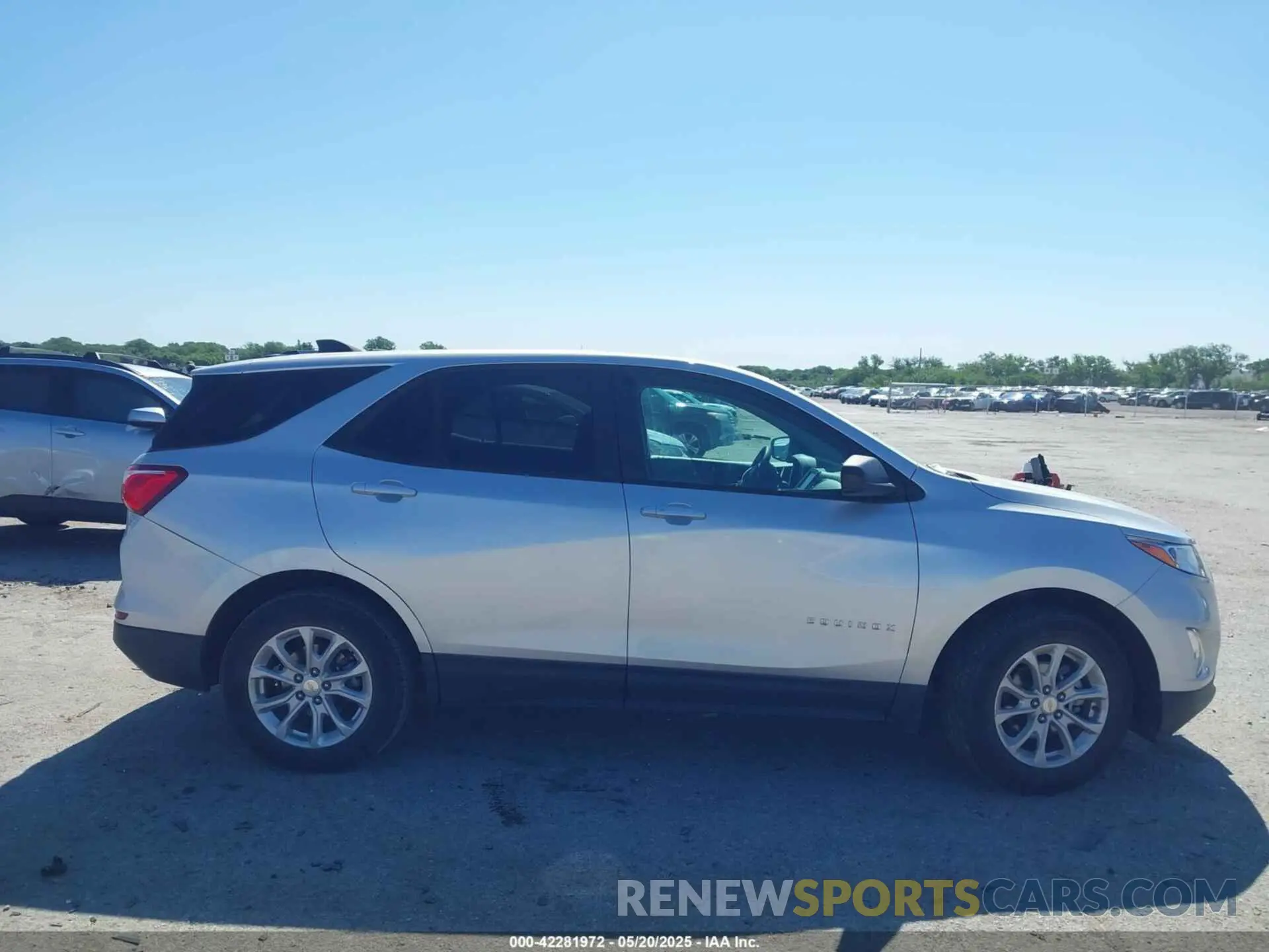 13 fotografías del automóvil dañado 3GNAXHEV9MS143988 CHEVROLET EQUINOX 2021