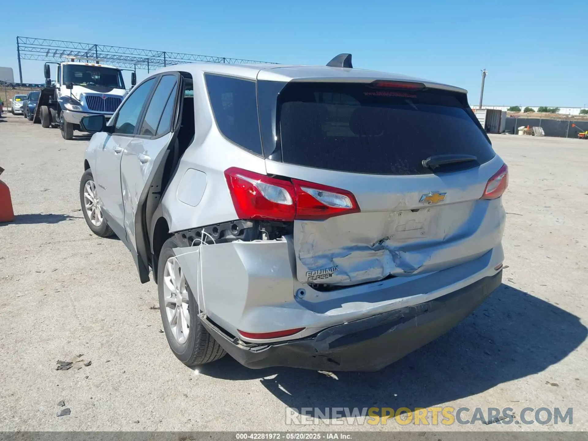 3 fotografías del automóvil dañado 3GNAXHEV9MS143988 CHEVROLET EQUINOX 2021