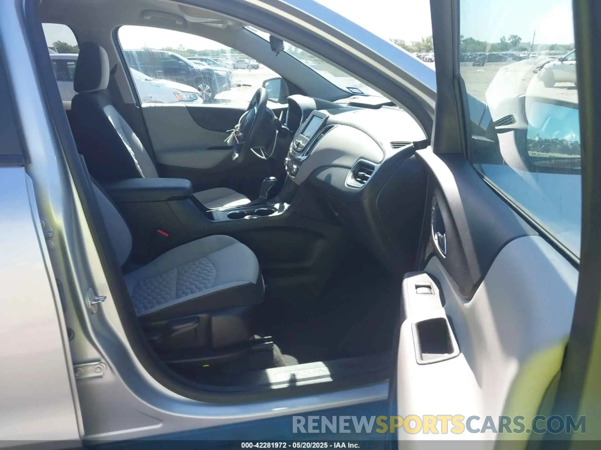 5 fotografías del automóvil dañado 3GNAXHEV9MS143988 CHEVROLET EQUINOX 2021