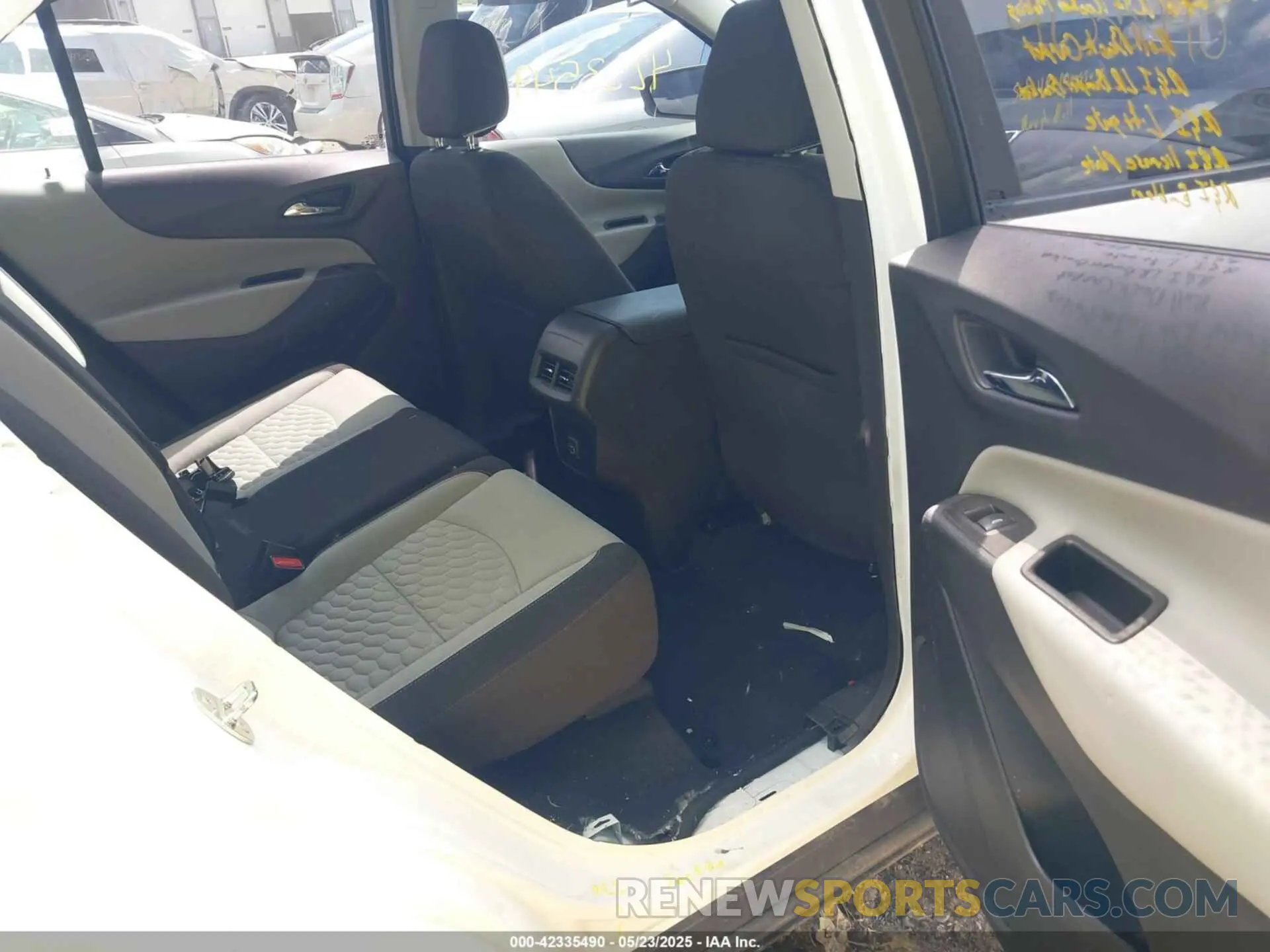 8 fotografías del automóvil dañado 3GNAXHEV9MS160516 CHEVROLET EQUINOX 2021