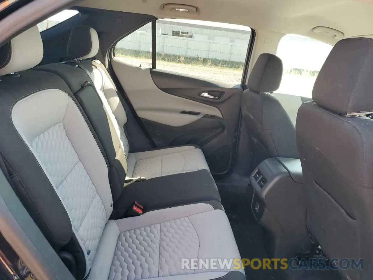 11 fotografías del automóvil dañado 3GNAXHEVXMS146091 CHEVROLET EQUINOX 2021