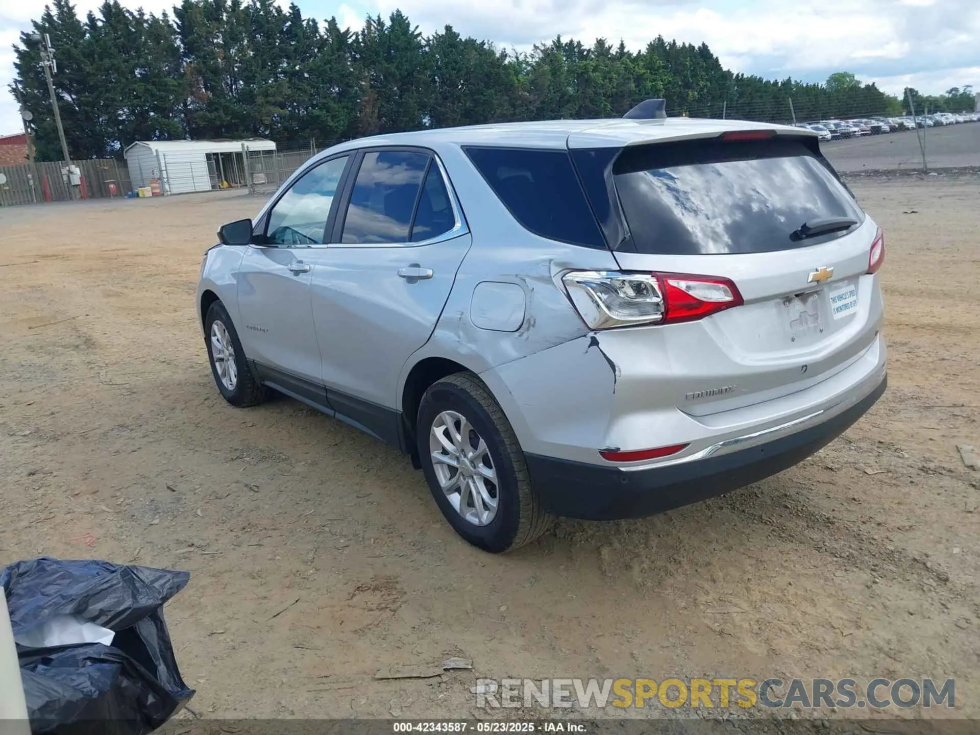 3 fotografías del automóvil dañado 3GNAXJEV5MS161556 CHEVROLET EQUINOX 2021