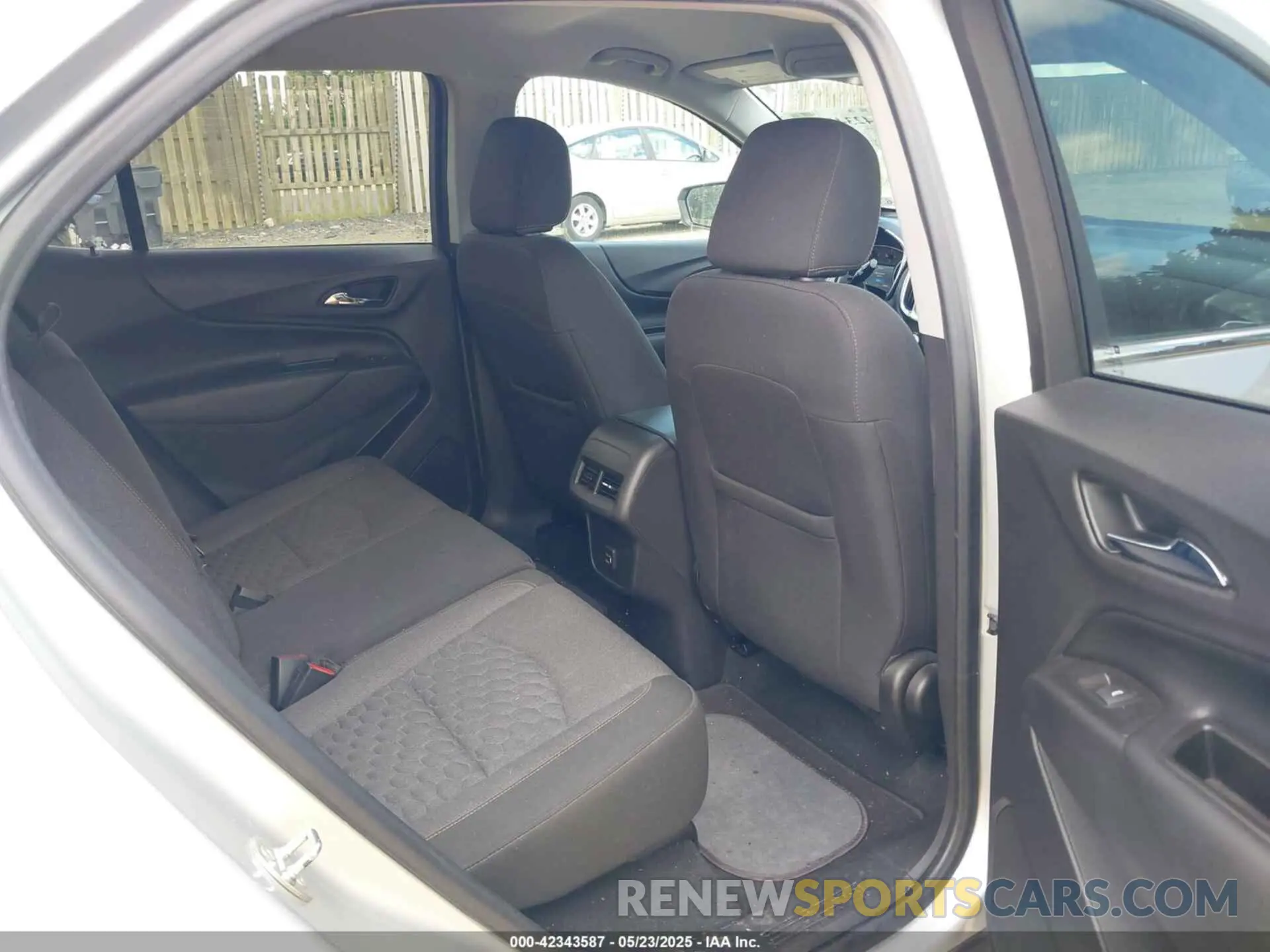 8 fotografías del automóvil dañado 3GNAXJEV5MS161556 CHEVROLET EQUINOX 2021