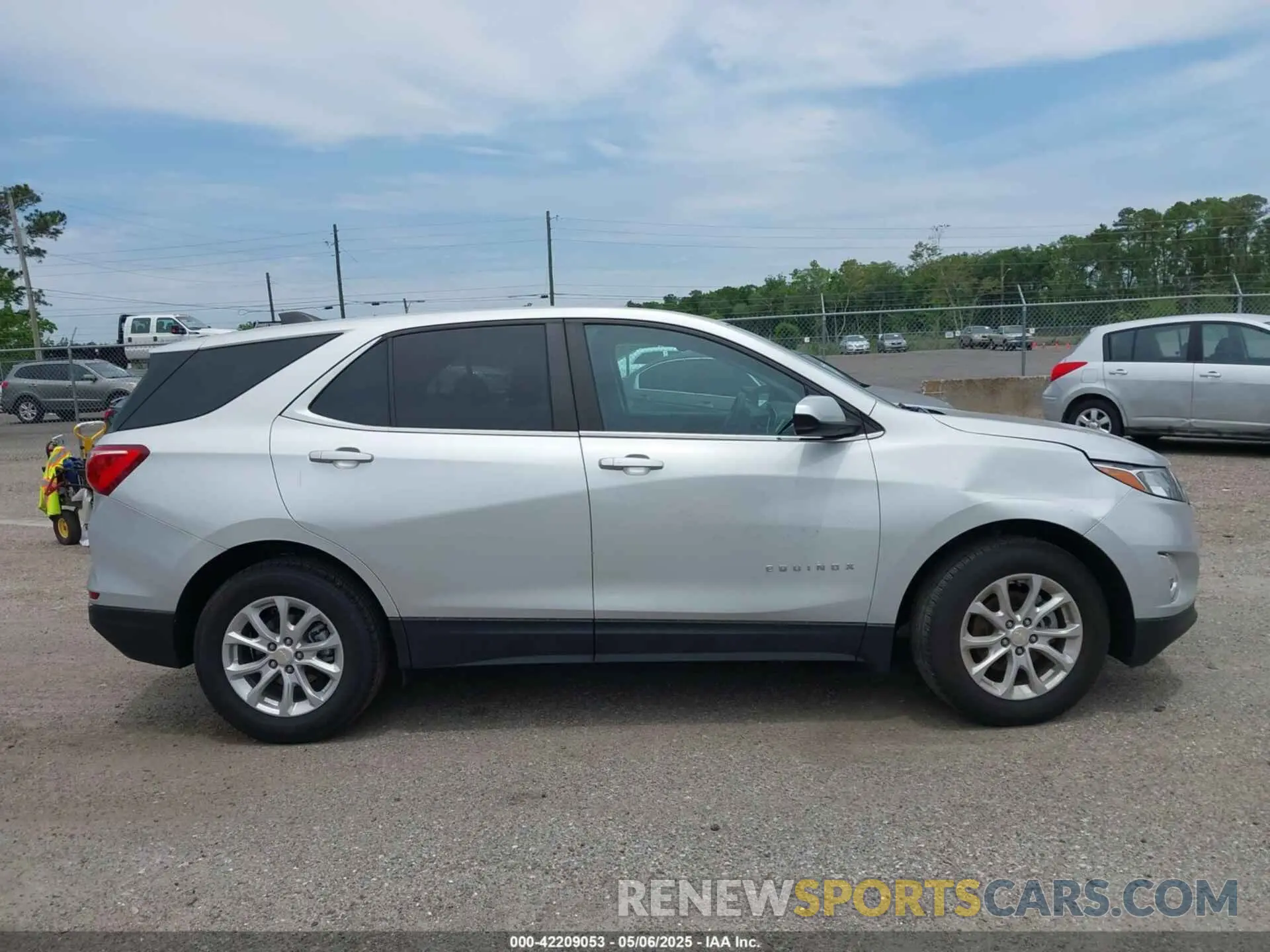 13 fotografías del automóvil dañado 3GNAXJEV5MS162593 CHEVROLET EQUINOX 2021