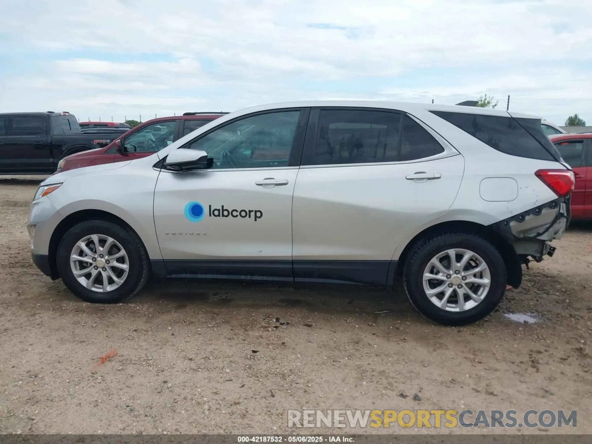 14 fotografías del automóvil dañado 3GNAXJEV9MS161317 CHEVROLET EQUINOX 2021
