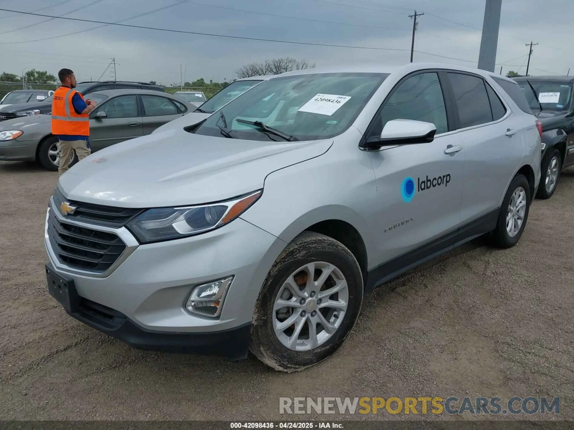 2 fotografías del automóvil dañado 3GNAXJEVXMS160886 CHEVROLET EQUINOX 2021