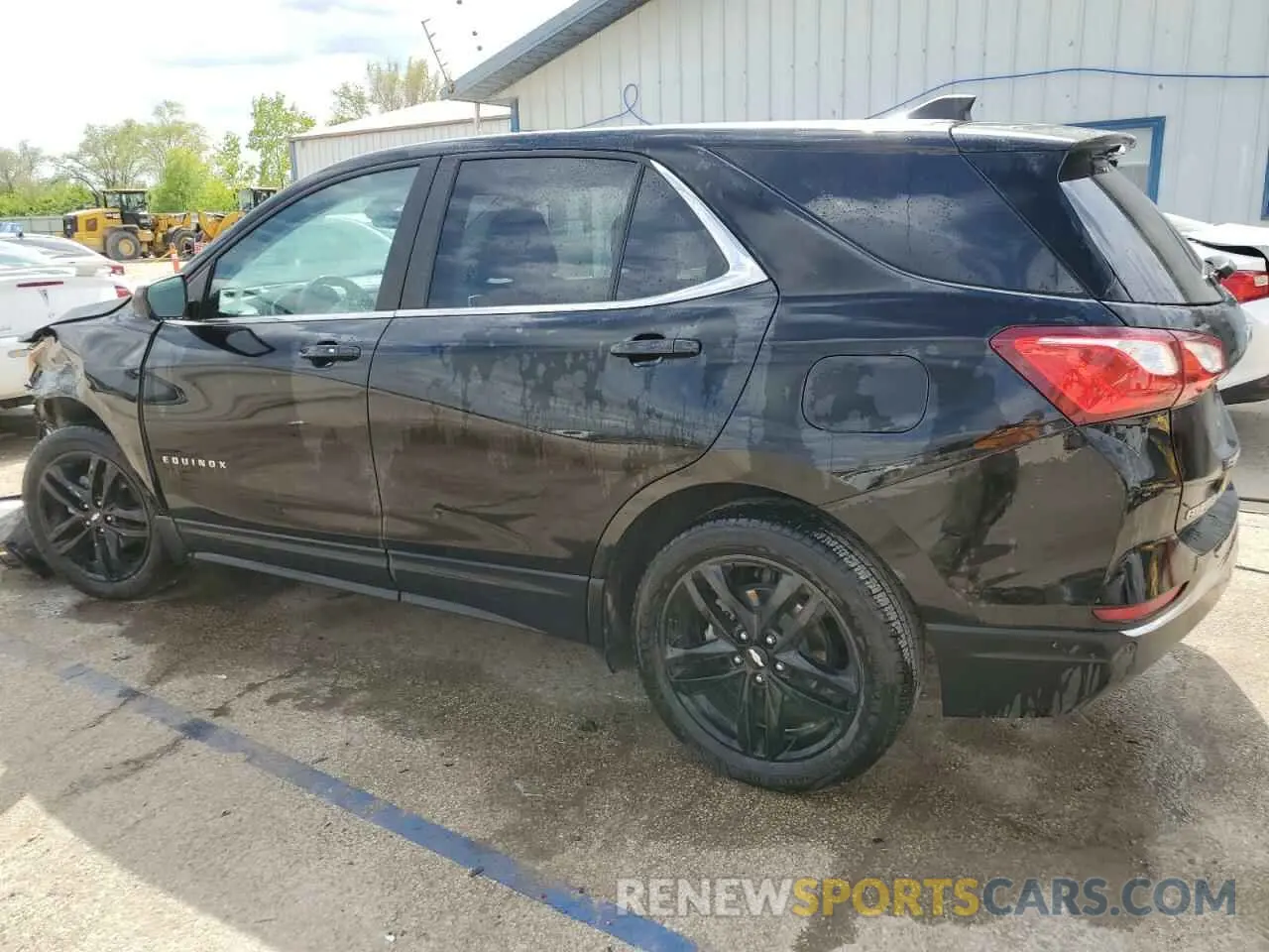2 fotografías del automóvil dañado 3GNAXKEV0ML368999 CHEVROLET EQUINOX 2021