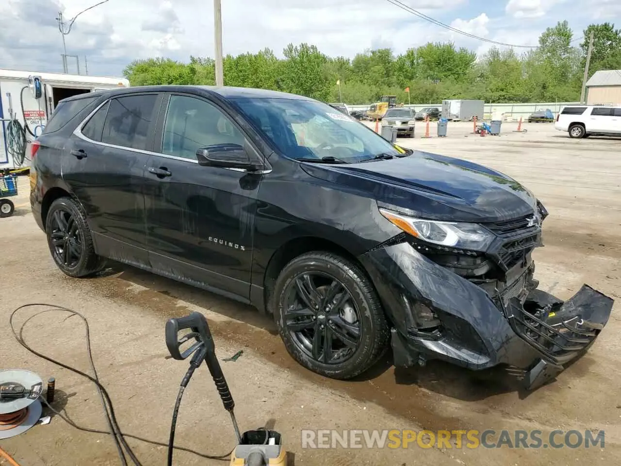 4 fotografías del automóvil dañado 3GNAXKEV0ML368999 CHEVROLET EQUINOX 2021