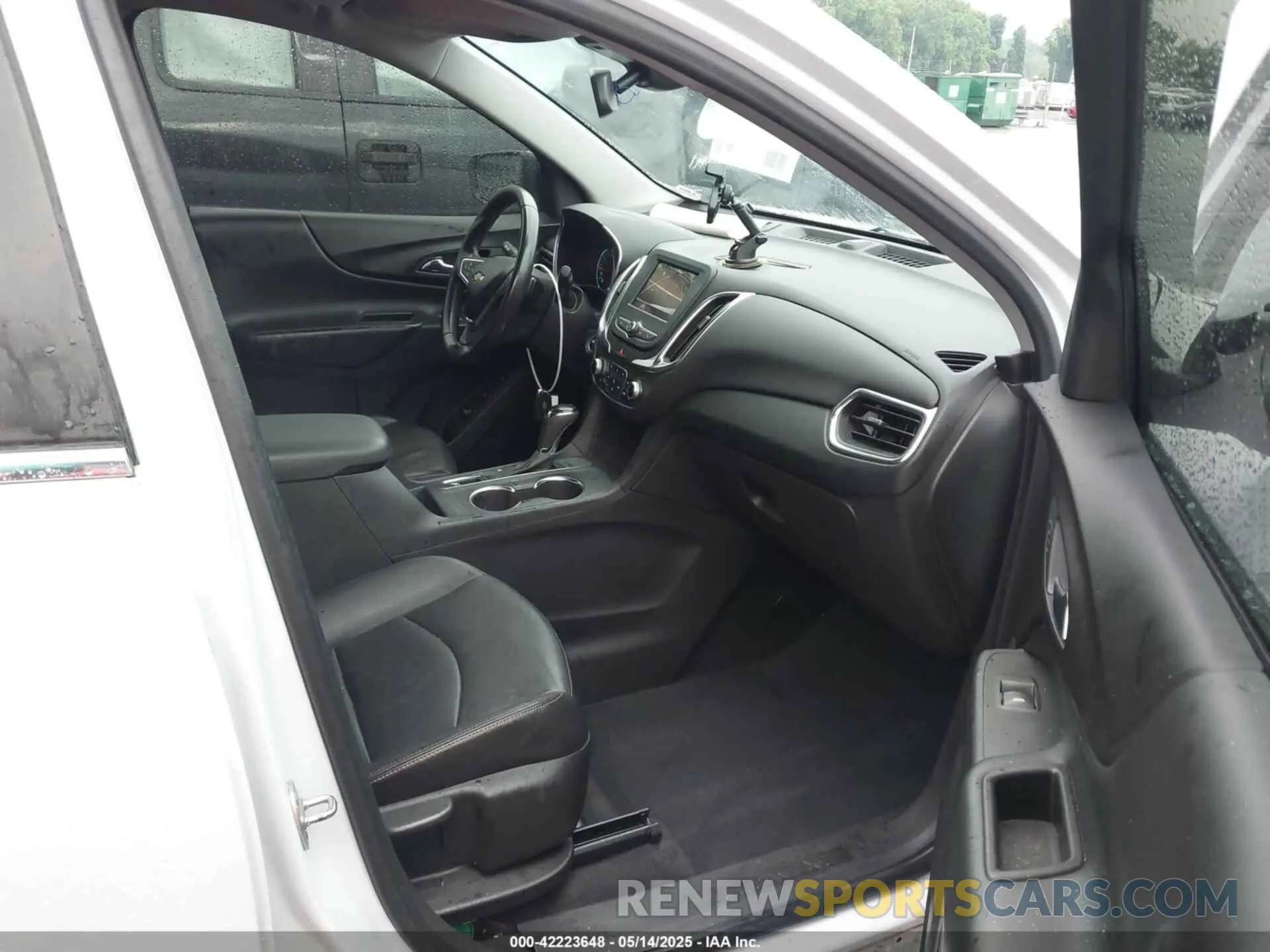 5 fotografías del automóvil dañado 3GNAXKEV0ML400849 CHEVROLET EQUINOX 2021