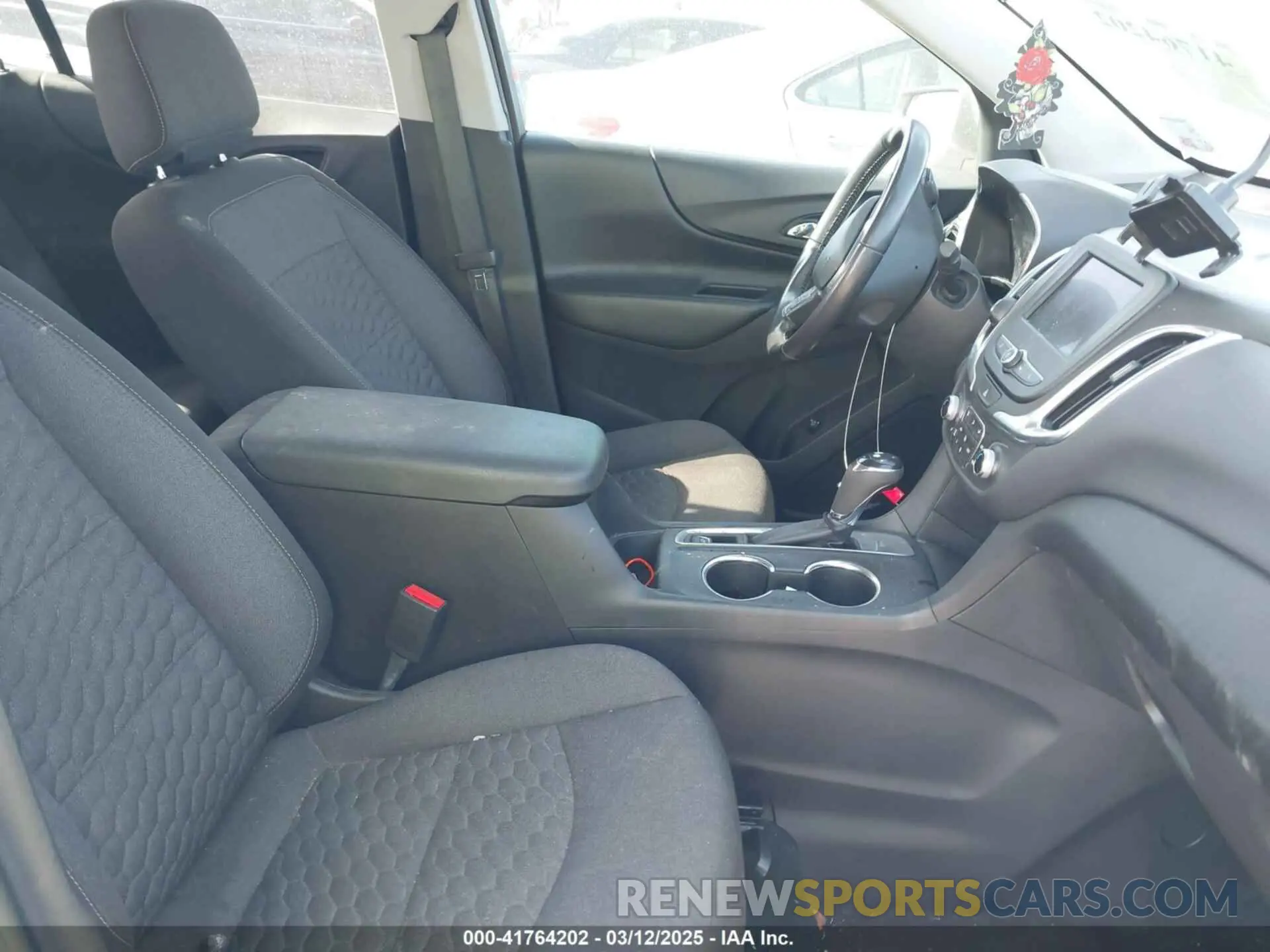 5 fotografías del automóvil dañado 3GNAXKEV1ML351581 CHEVROLET EQUINOX 2021