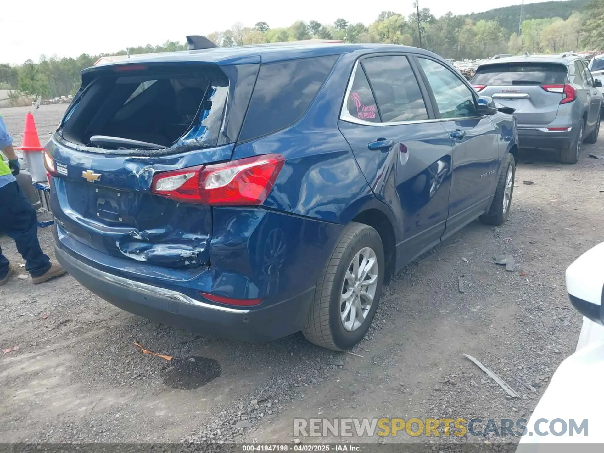 4 fotografías del automóvil dañado 3GNAXKEV2ML395007 CHEVROLET EQUINOX 2021