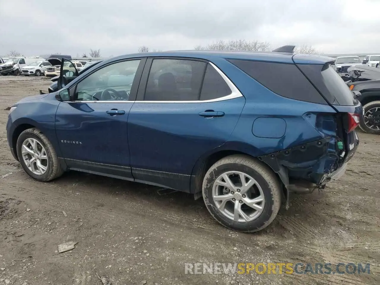 2 fotografías del automóvil dañado 3GNAXKEV2ML400156 CHEVROLET EQUINOX 2021