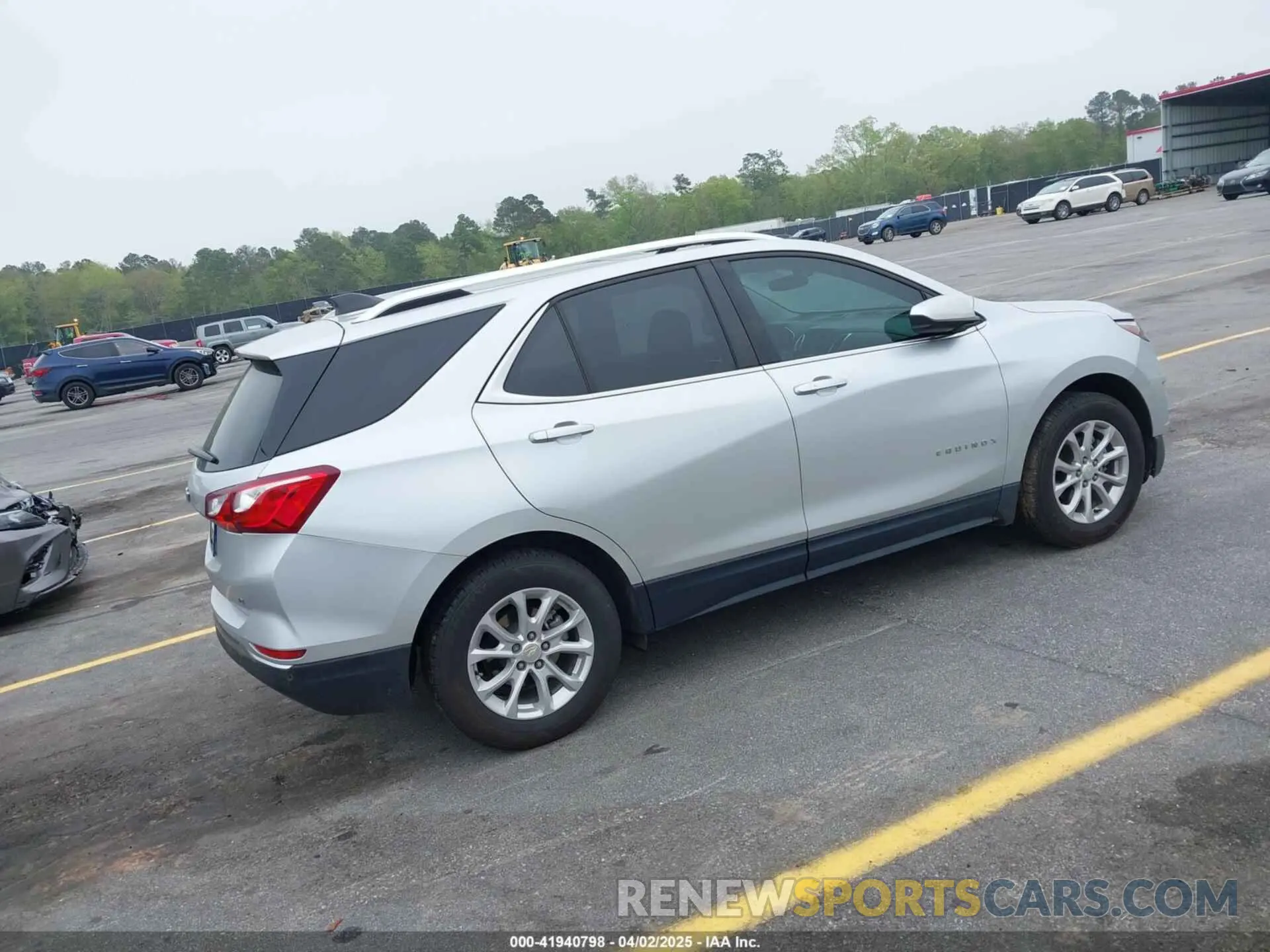 4 fotografías del automóvil dañado 3GNAXKEV3MS124186 CHEVROLET EQUINOX 2021