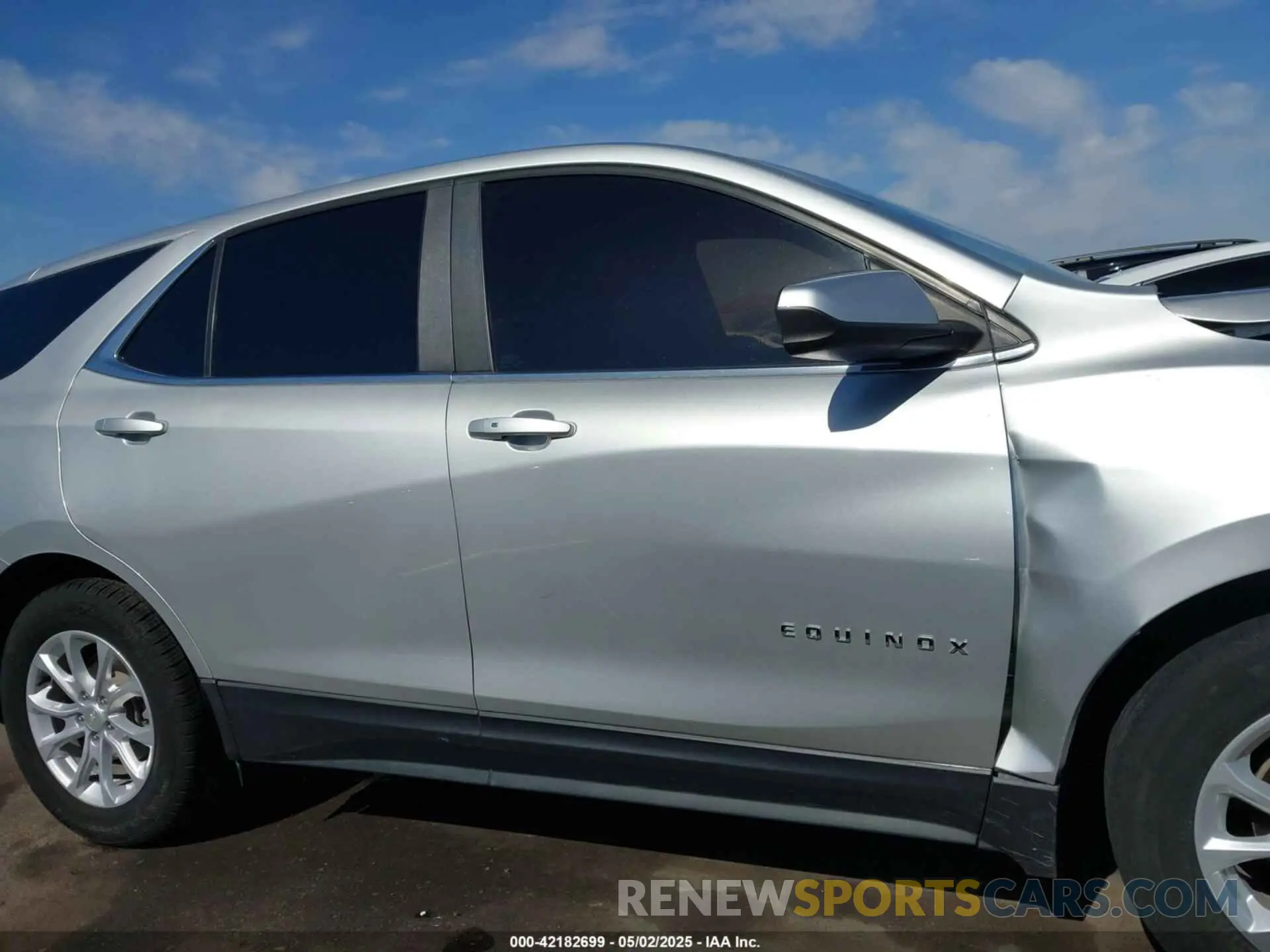 14 fotografías del automóvil dañado 3GNAXKEV3MS127136 CHEVROLET EQUINOX 2021