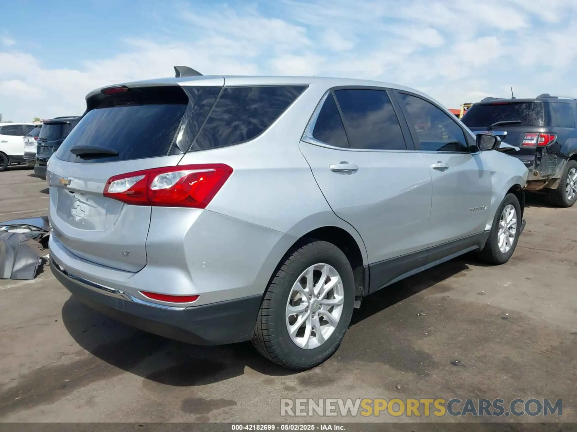 4 fotografías del automóvil dañado 3GNAXKEV3MS127136 CHEVROLET EQUINOX 2021