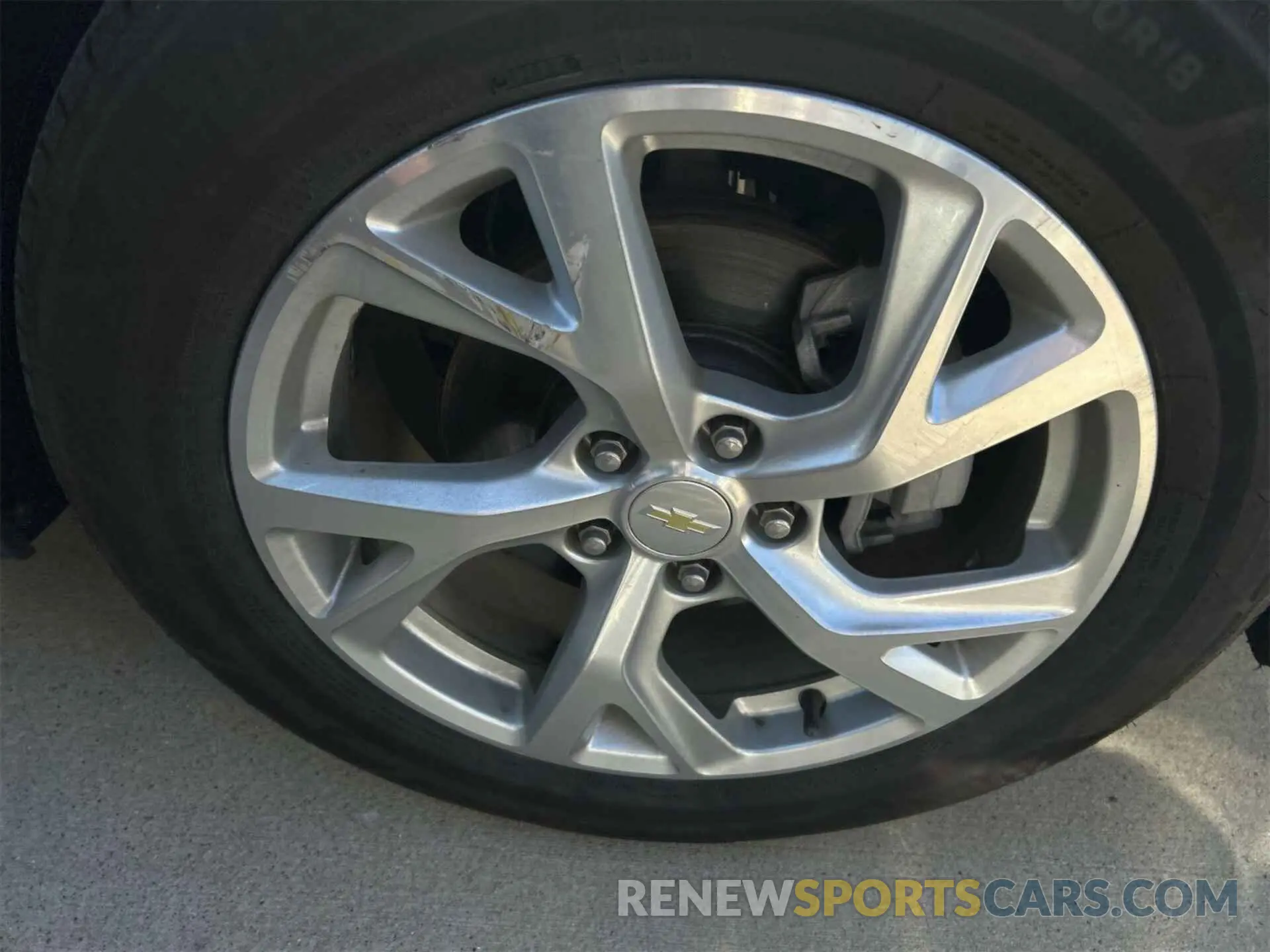 16 fotografías del automóvil dañado 3GNAXKEV4ML389144 CHEVROLET EQUINOX 2021