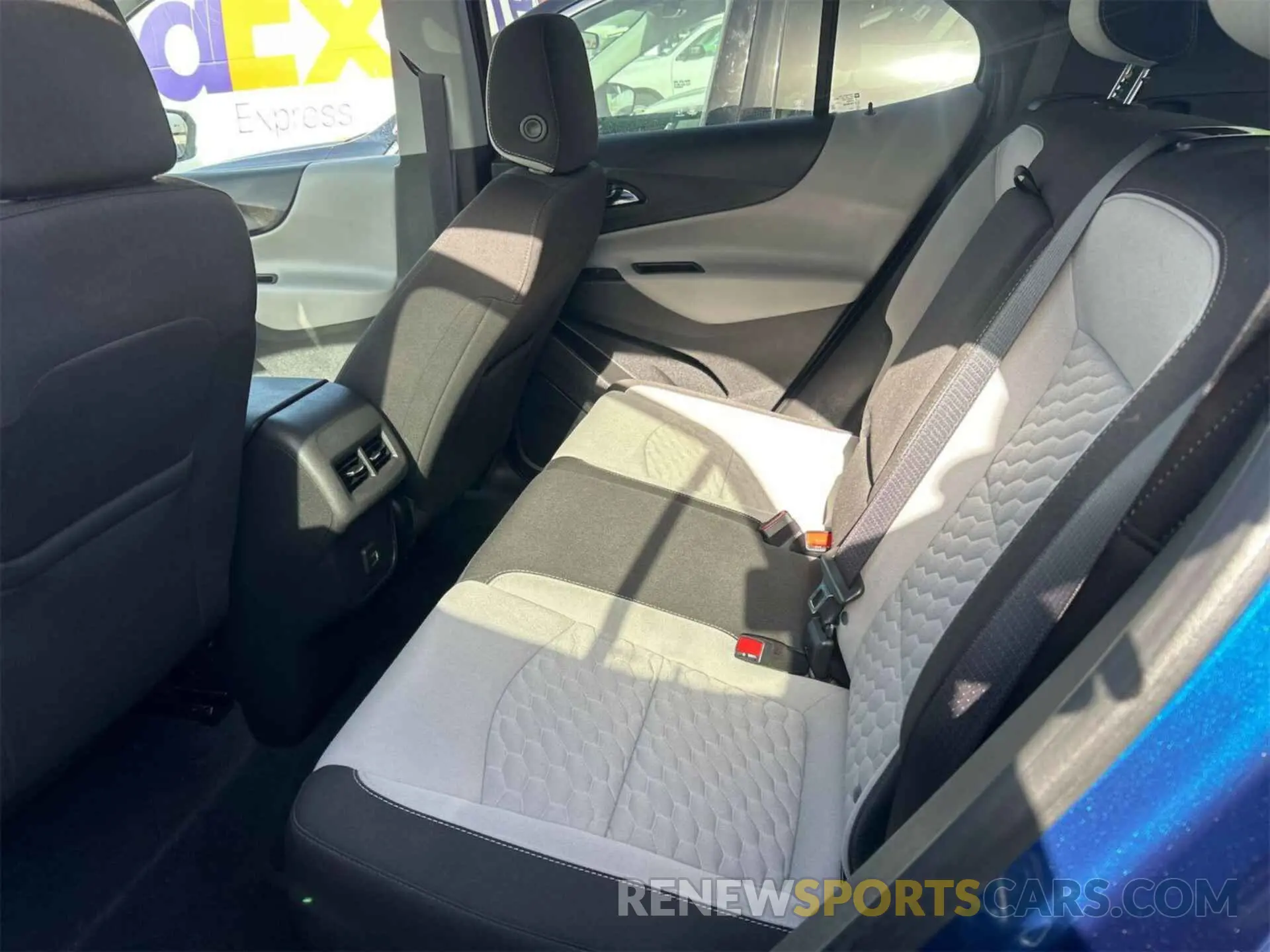 7 fotografías del automóvil dañado 3GNAXKEV4ML389144 CHEVROLET EQUINOX 2021
