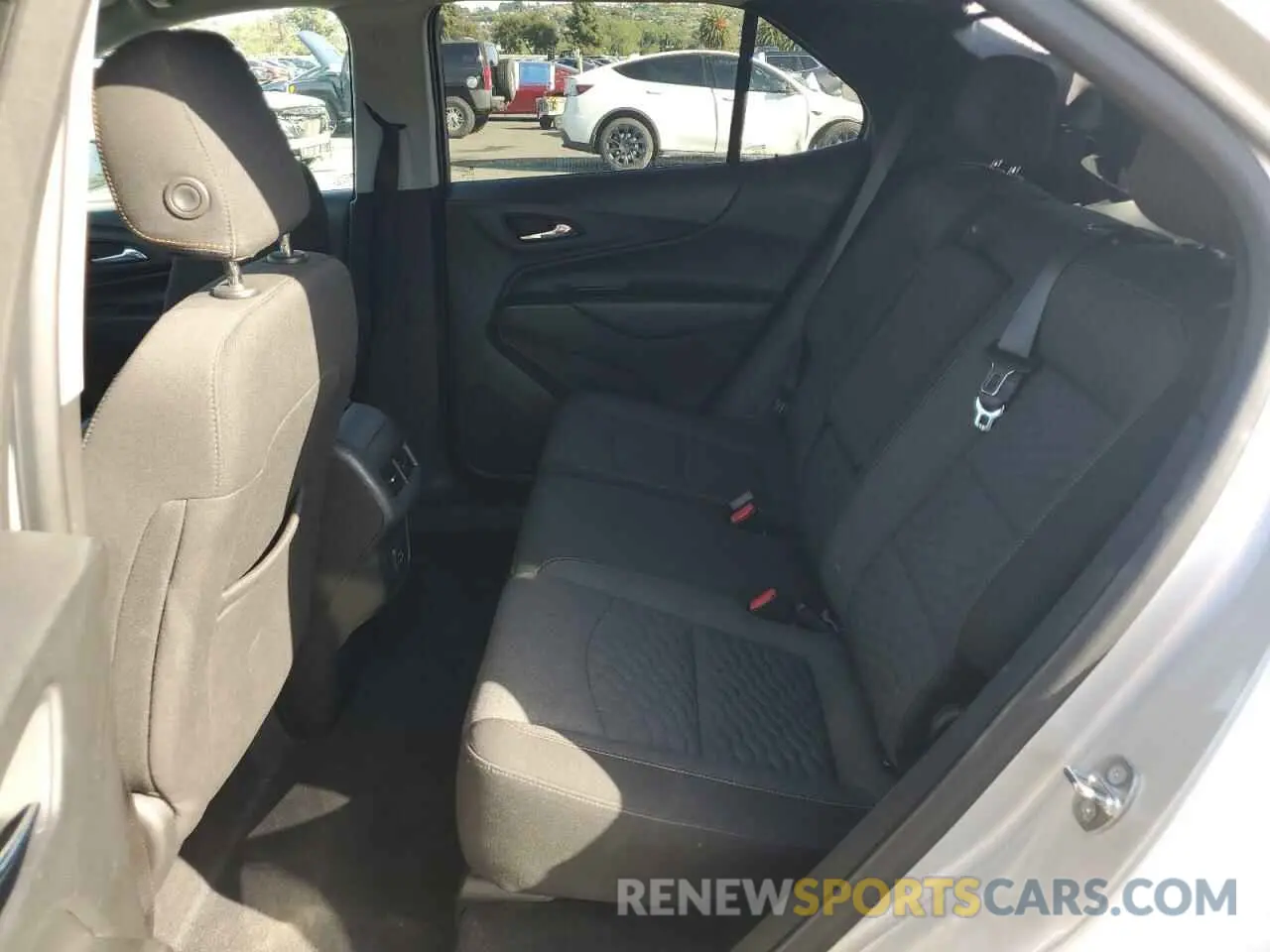 11 fotografías del automóvil dañado 3GNAXKEV4MS138016 CHEVROLET EQUINOX 2021