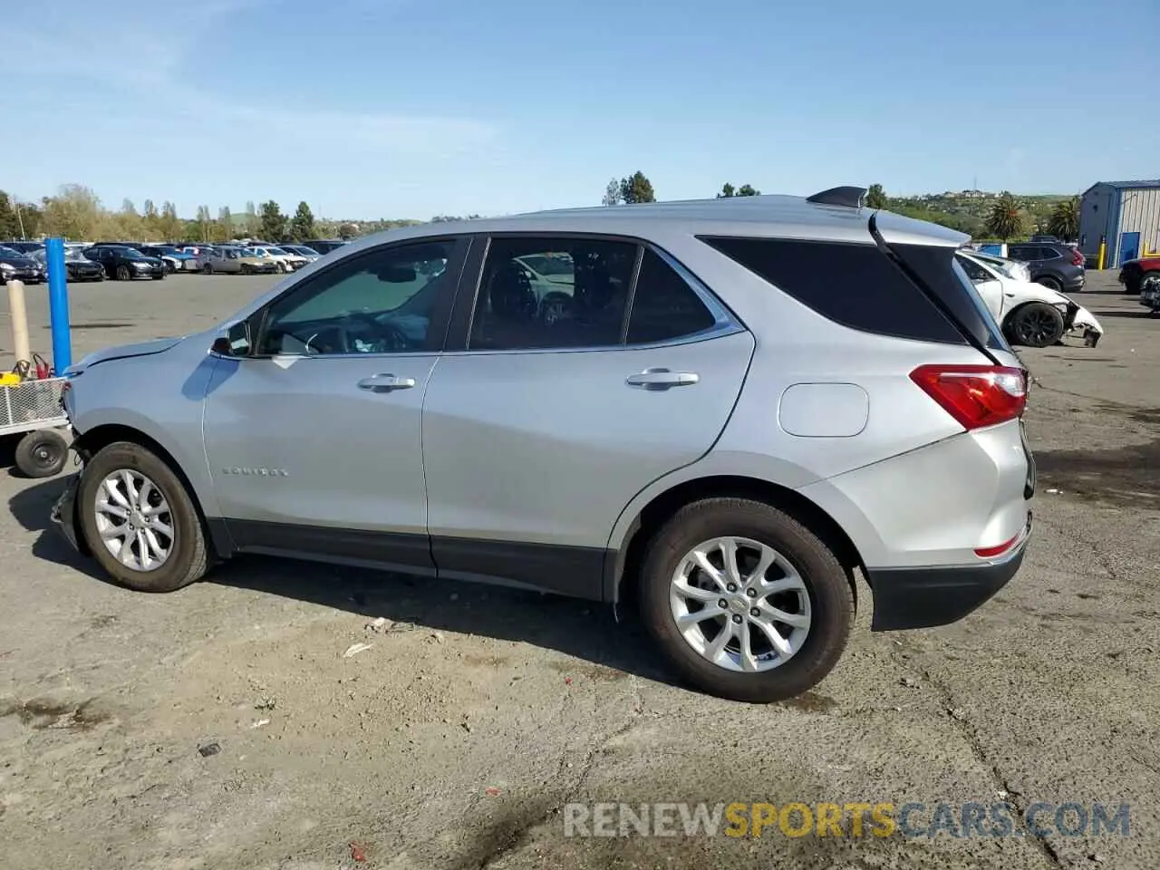 2 fotografías del automóvil dañado 3GNAXKEV4MS138016 CHEVROLET EQUINOX 2021