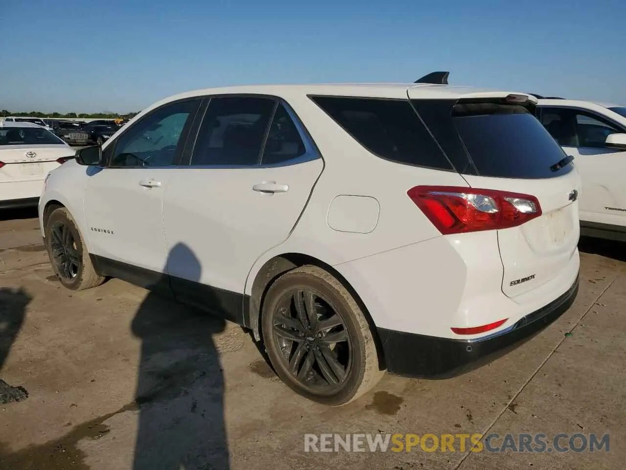 2 fotografías del automóvil dañado 3GNAXKEV6MS178842 CHEVROLET EQUINOX 2021
