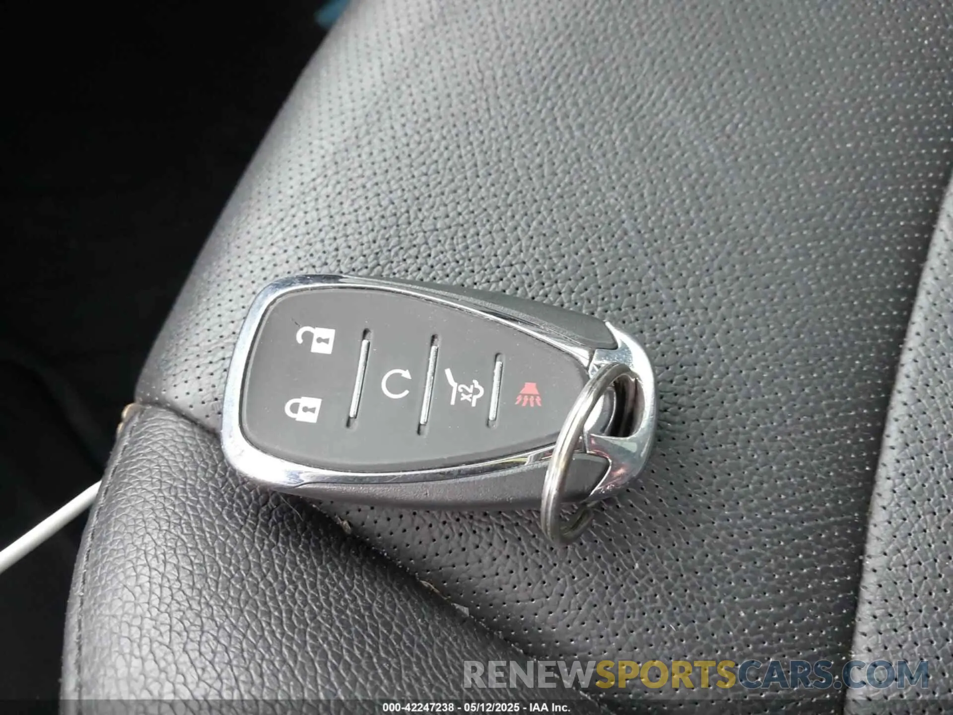 11 fotografías del automóvil dañado 3GNAXKEV8ML332865 CHEVROLET EQUINOX 2021