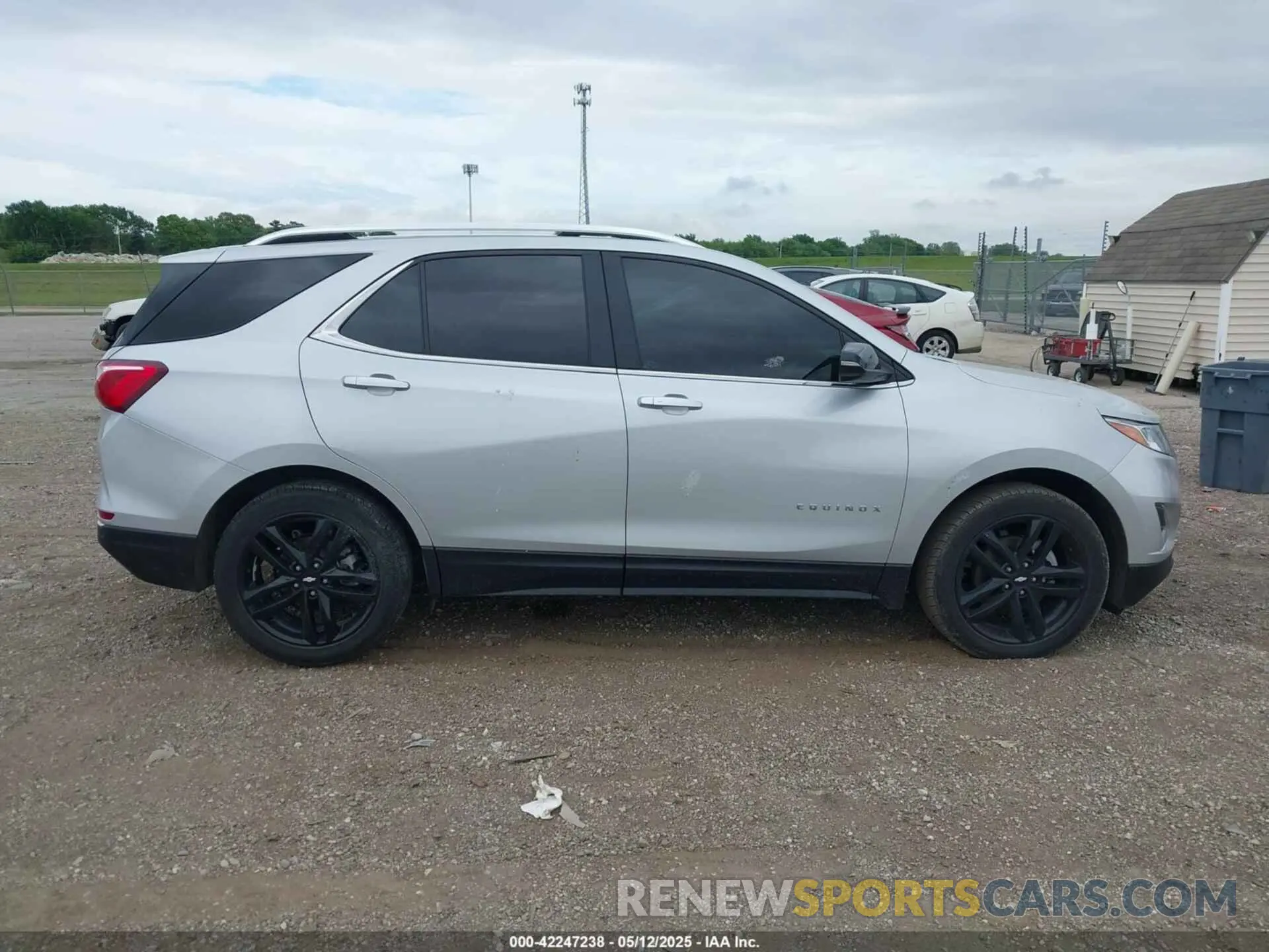 13 fotografías del automóvil dañado 3GNAXKEV8ML332865 CHEVROLET EQUINOX 2021