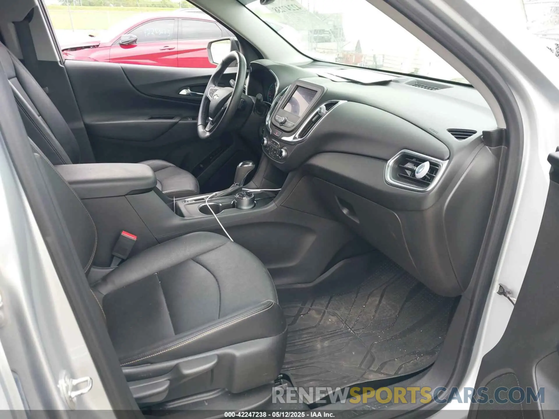 5 fotografías del automóvil dañado 3GNAXKEV8ML332865 CHEVROLET EQUINOX 2021